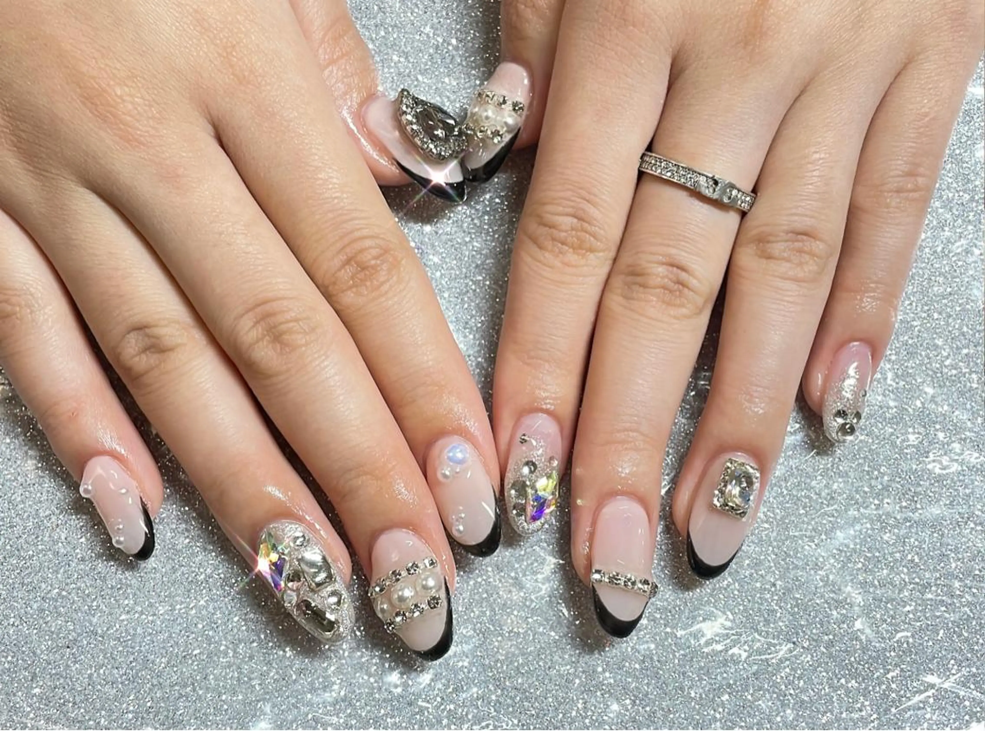 ネイル ハンドネイル VIERU 🌈🎀💖のネイルデザイン