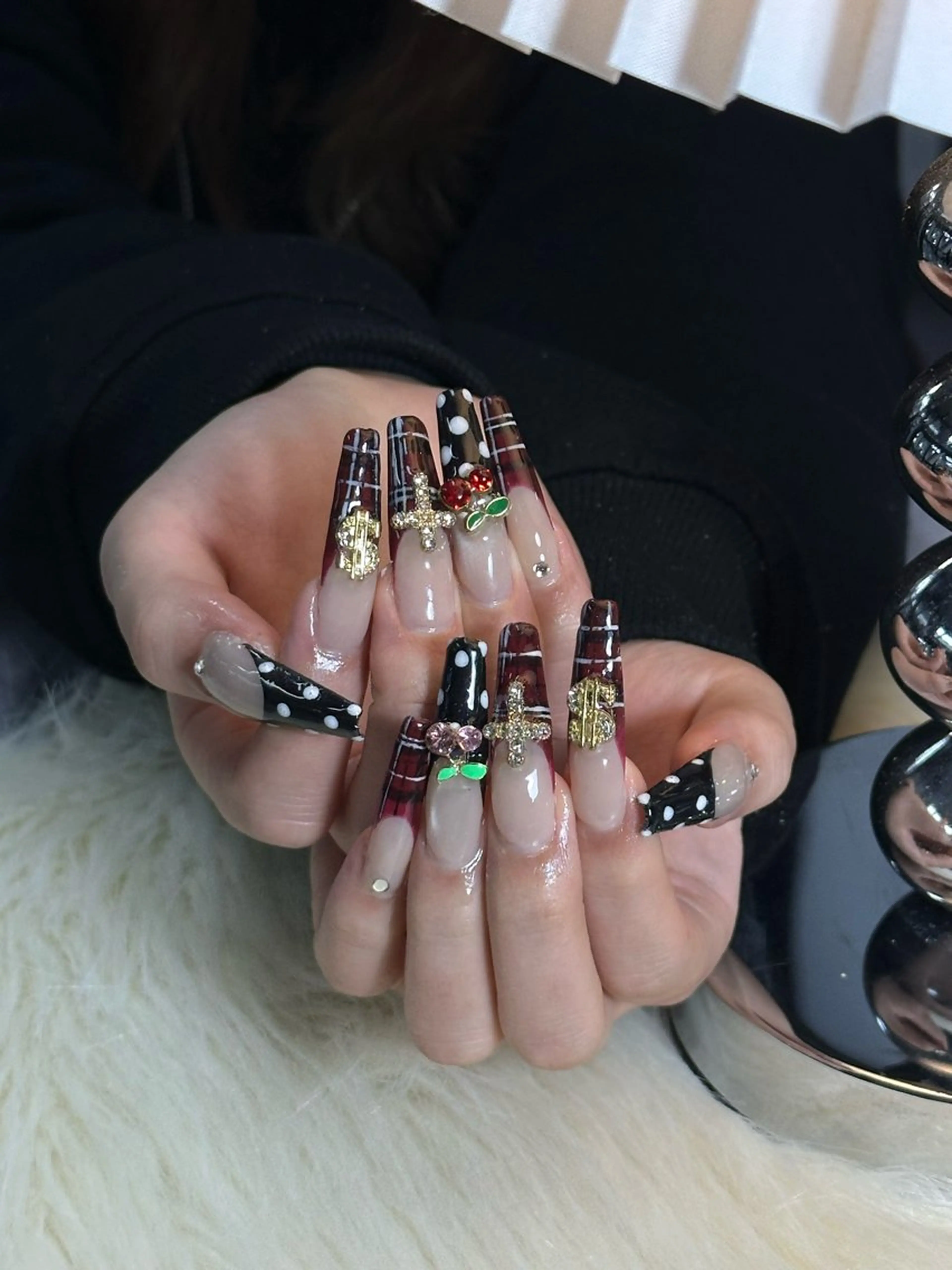 ネイル アートネイル ジェルネイル グラデーション パラジェル ワンホンネイル ハンドネイル if Hair＆Nail Salon所属・IKA /海外ネイル /個性派/ワンホンのネイルデザイン