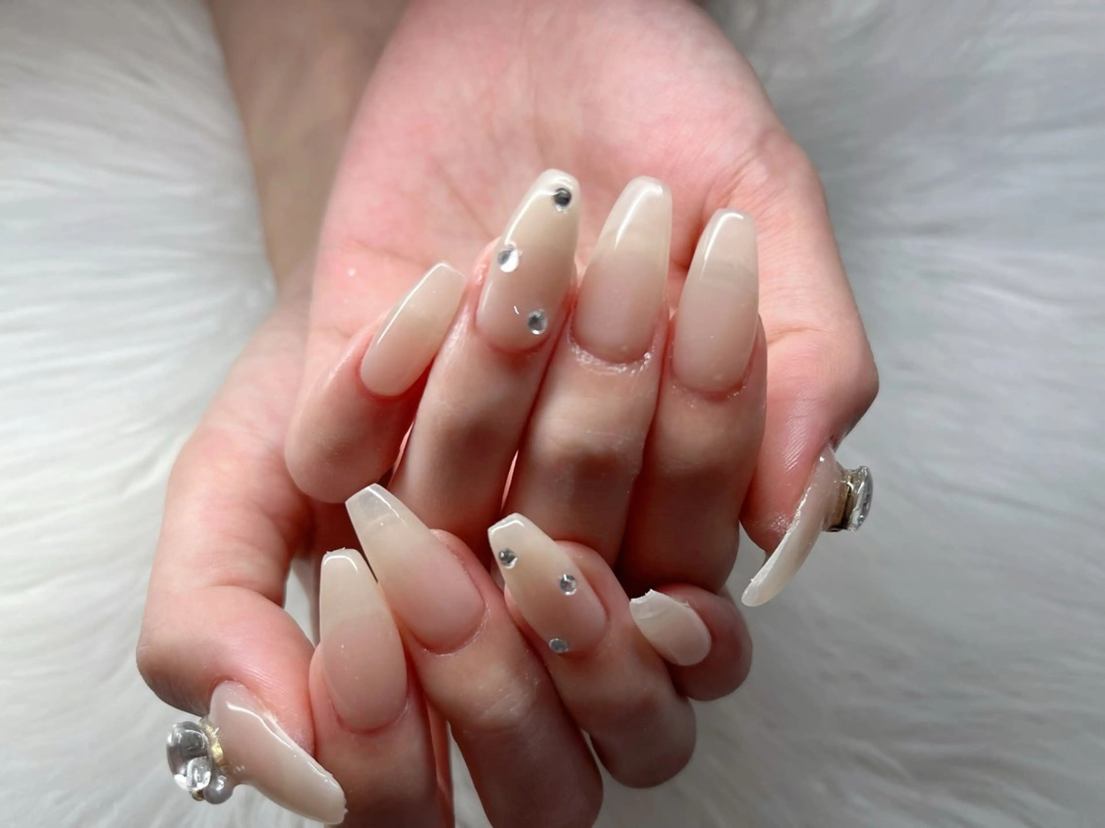 ネイル フレンチネイル ガラスフレンチ ロングネイル マグネットネイル ニュアンスネイル ハンドネイル XIMINANAIL SALON堀江店のネイルデザイン