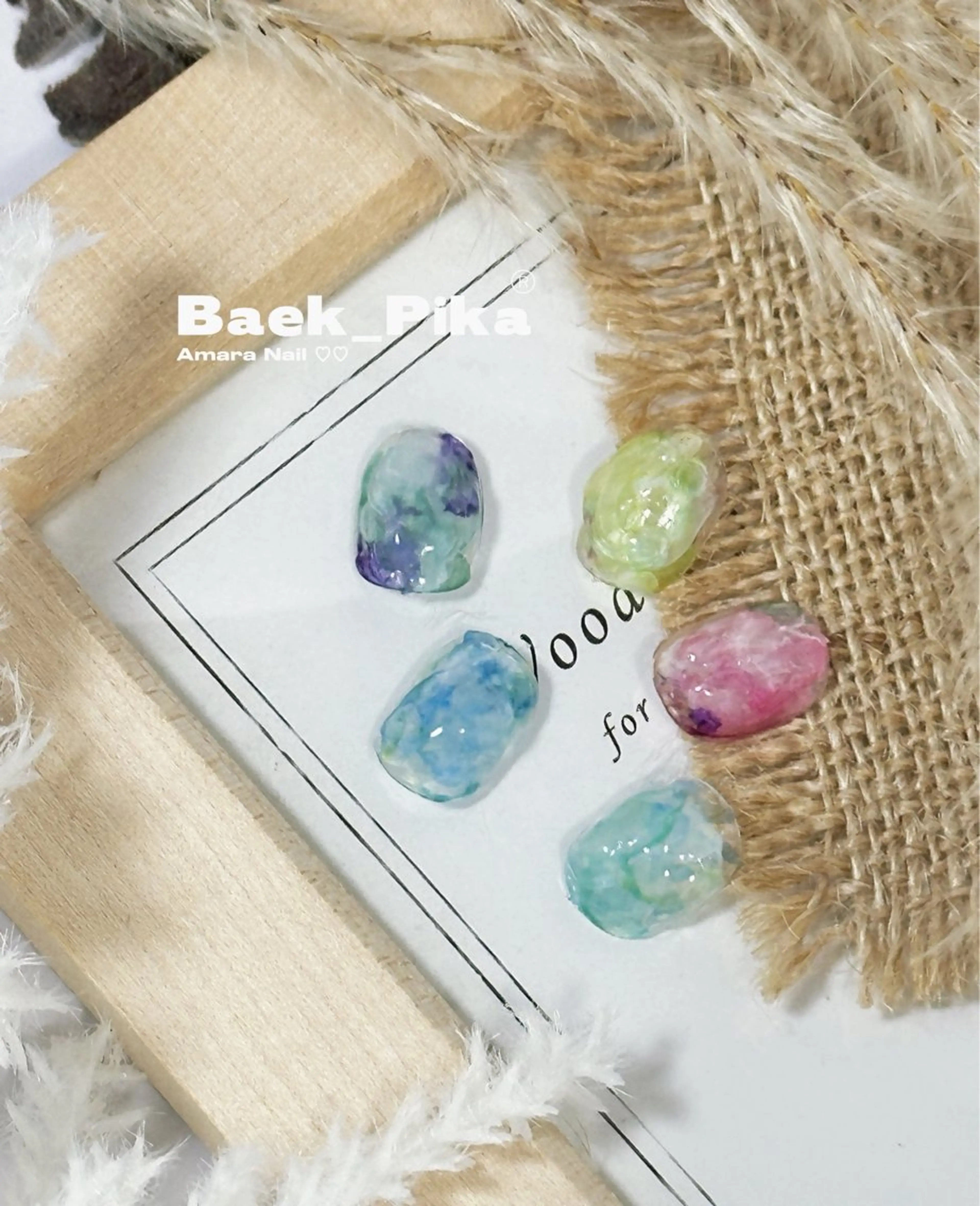 ネイル LINSTY PIKAのネイルデザイン