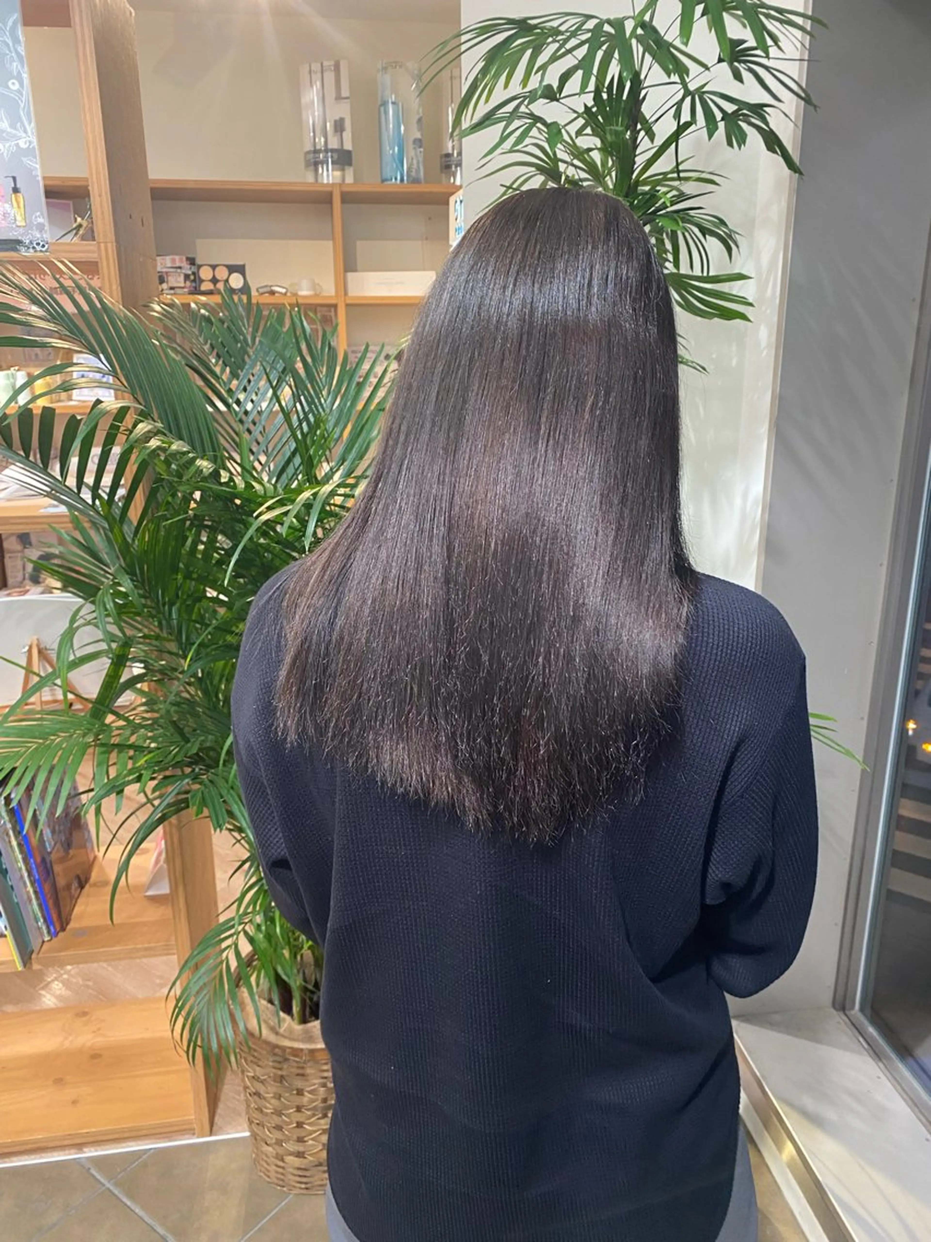 カラー みやもと みくのヘアスタイル