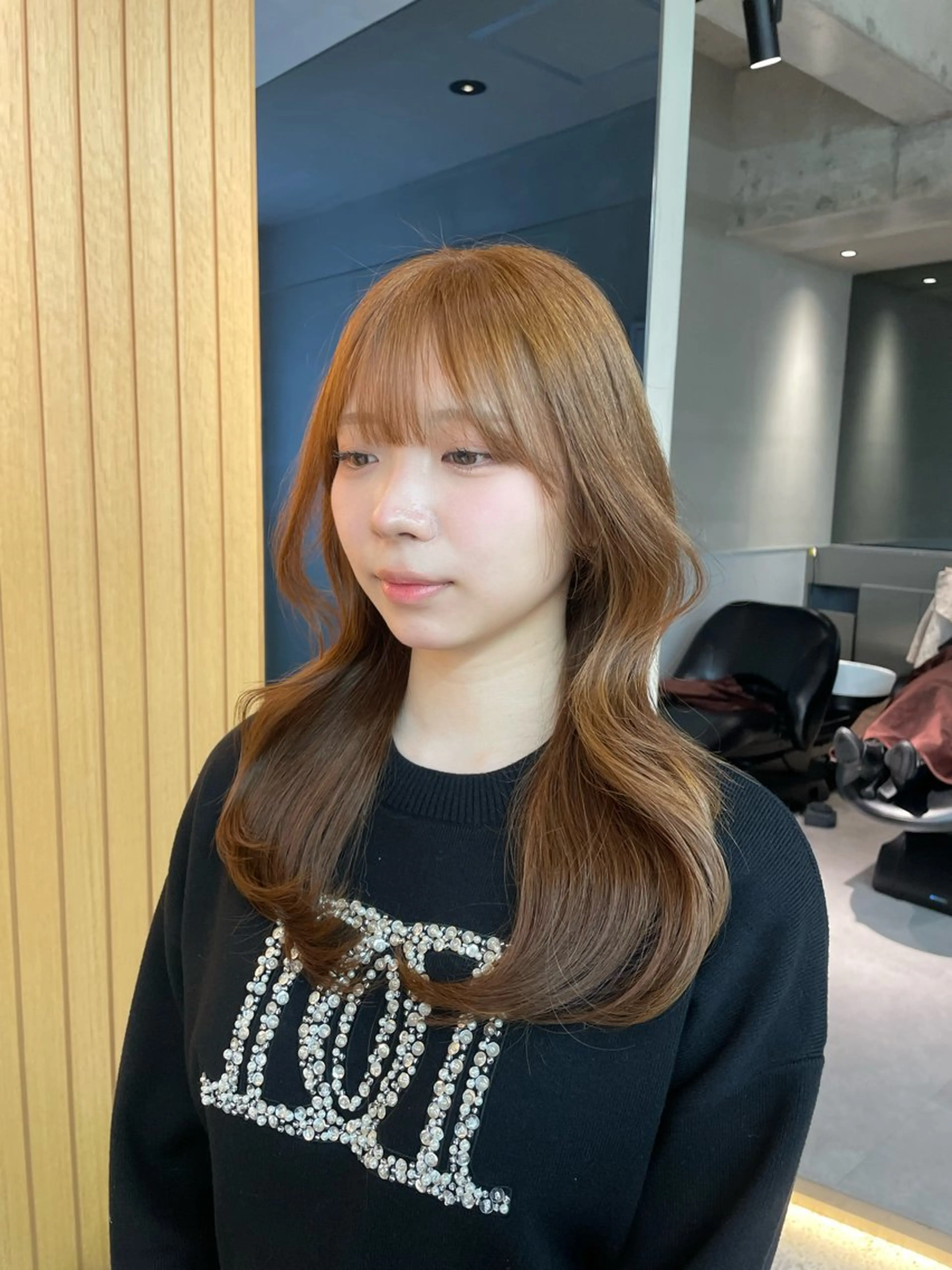 セミロング 韓国ヘア/レイヤー Londエレンのヘアスタイル