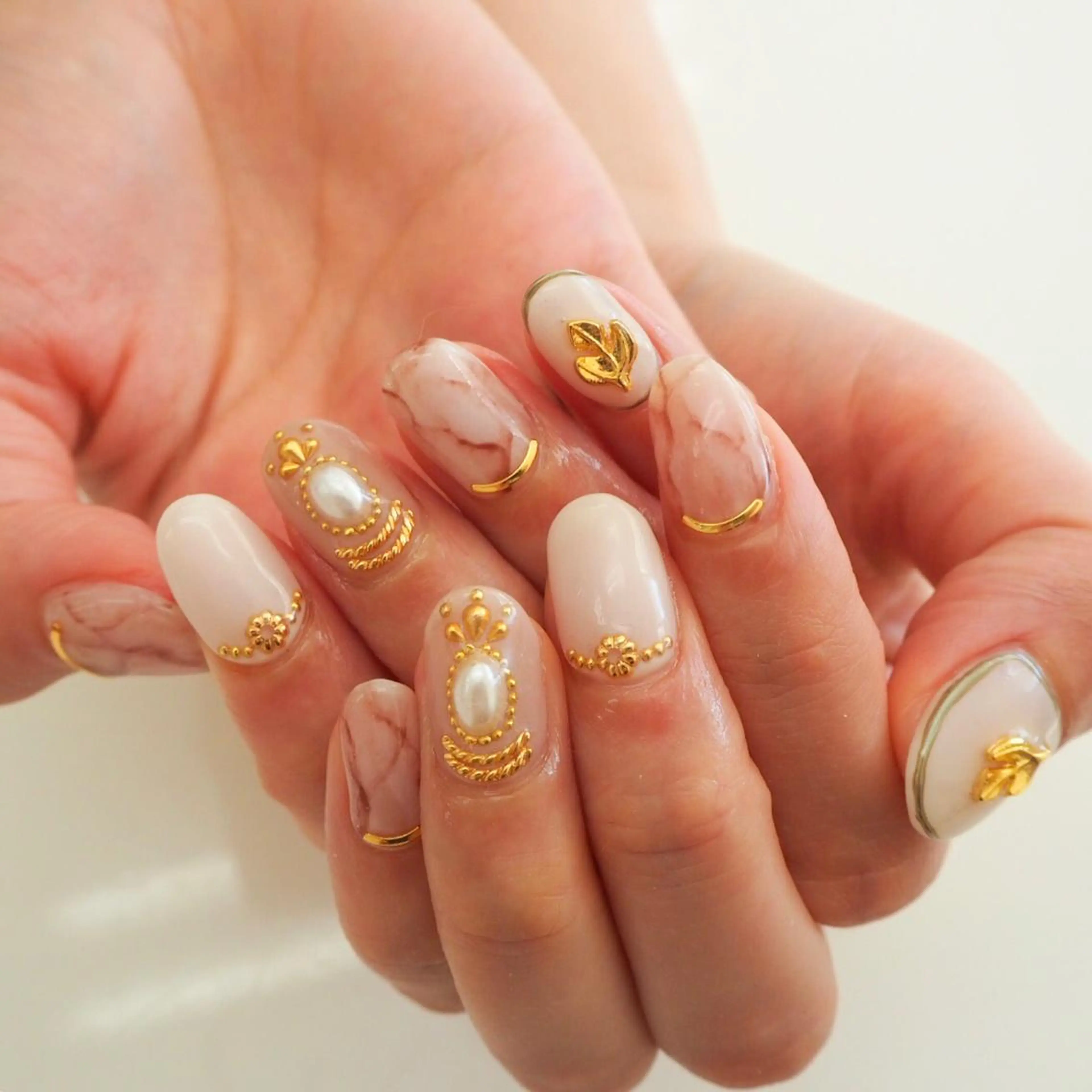 ネイル Hisaka Mikiのネイルデザイン