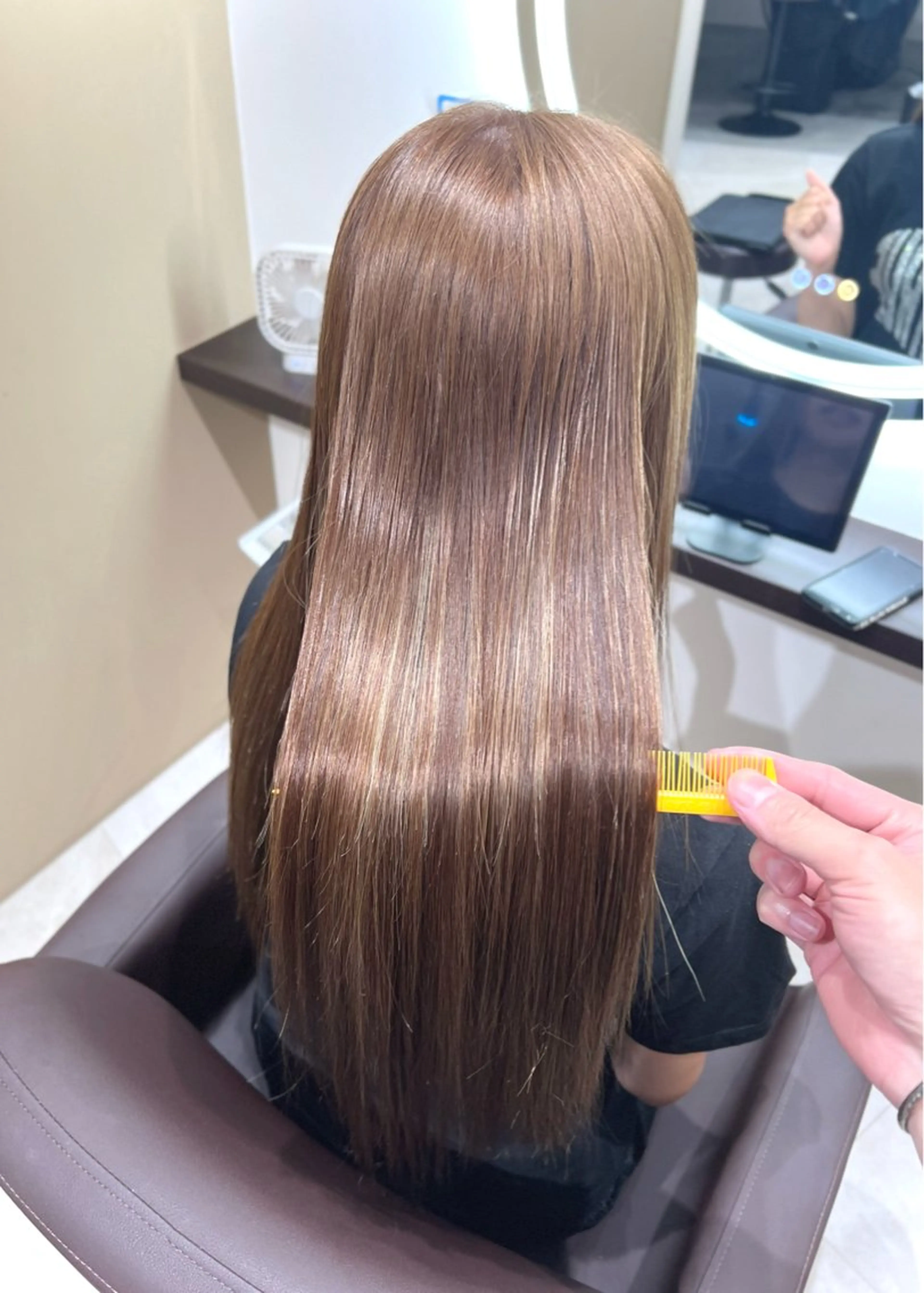 セミロング カラー 髪質改善 縮毛矯正 酸性ストレート ヘアカラー トリートメント 髪質改善SALON MIST＋所属・阪神尼崎駅徒歩2分 半個室サロン　小田稔のヘアスタイル
