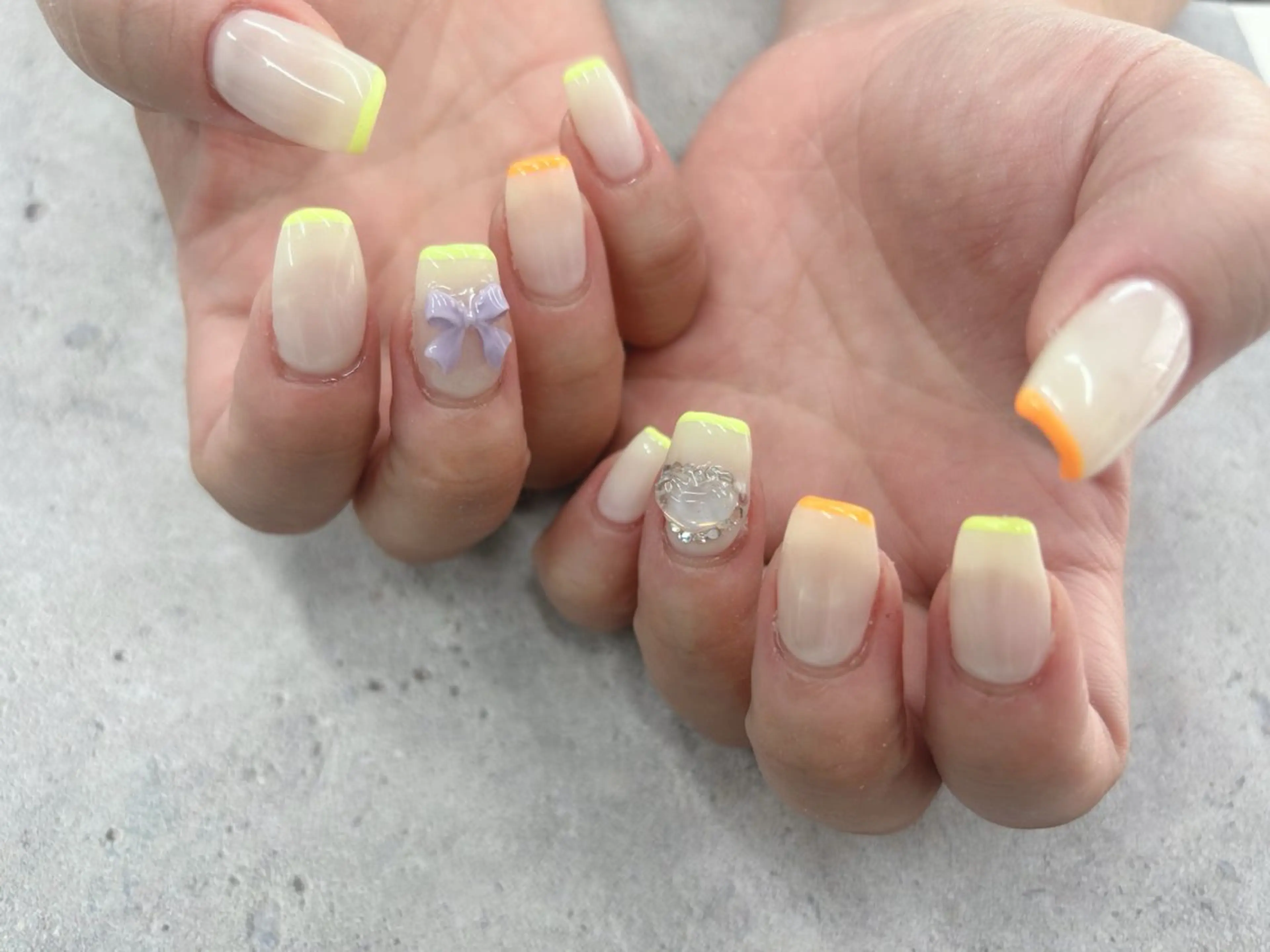 ネイル フレンチネイル ハンドネイル Nail Salon agré所属・agré ネイルサロン　アグレのネイルデザイン