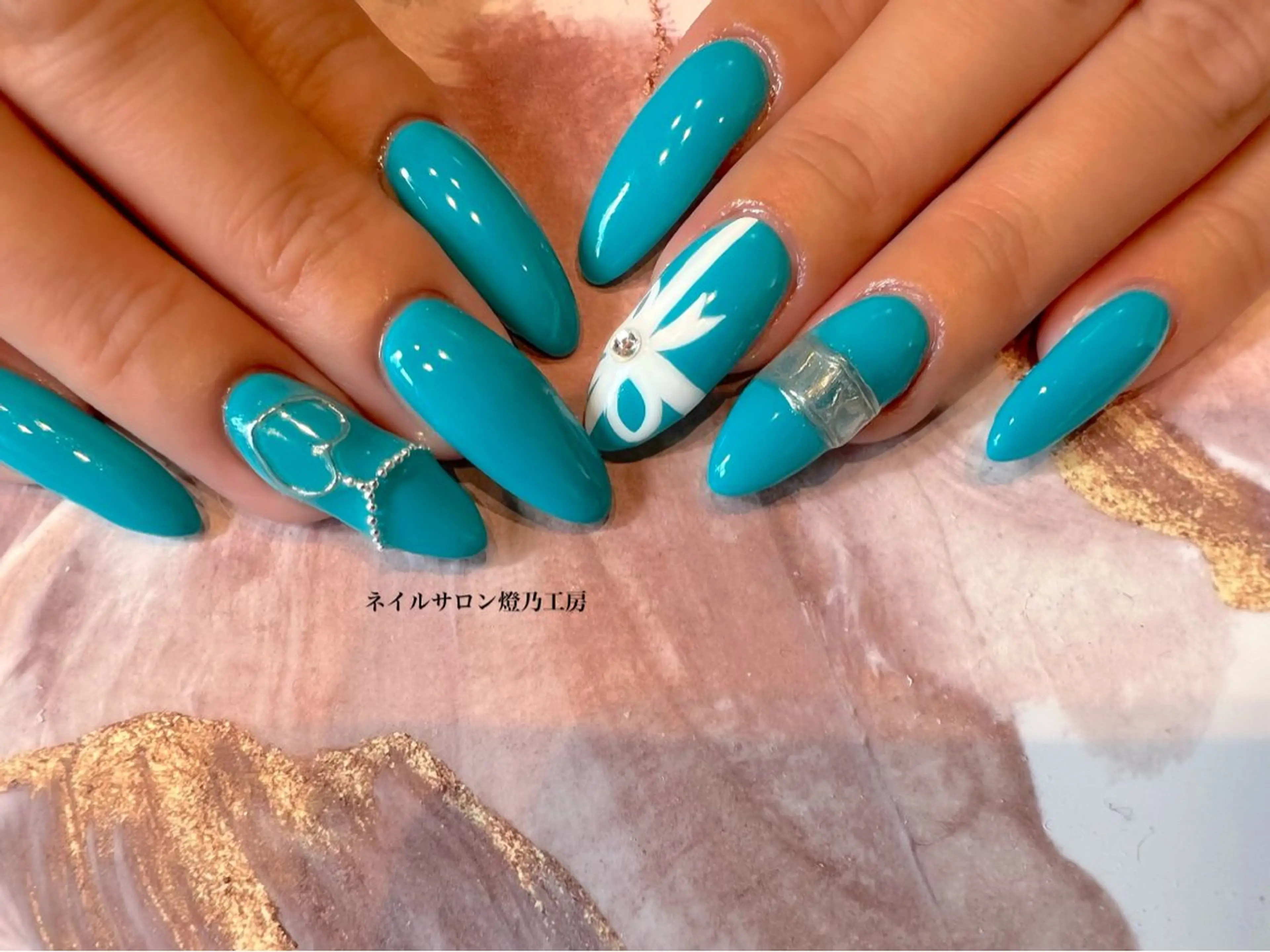 ネイル 伊藤 美里のネイルデザイン