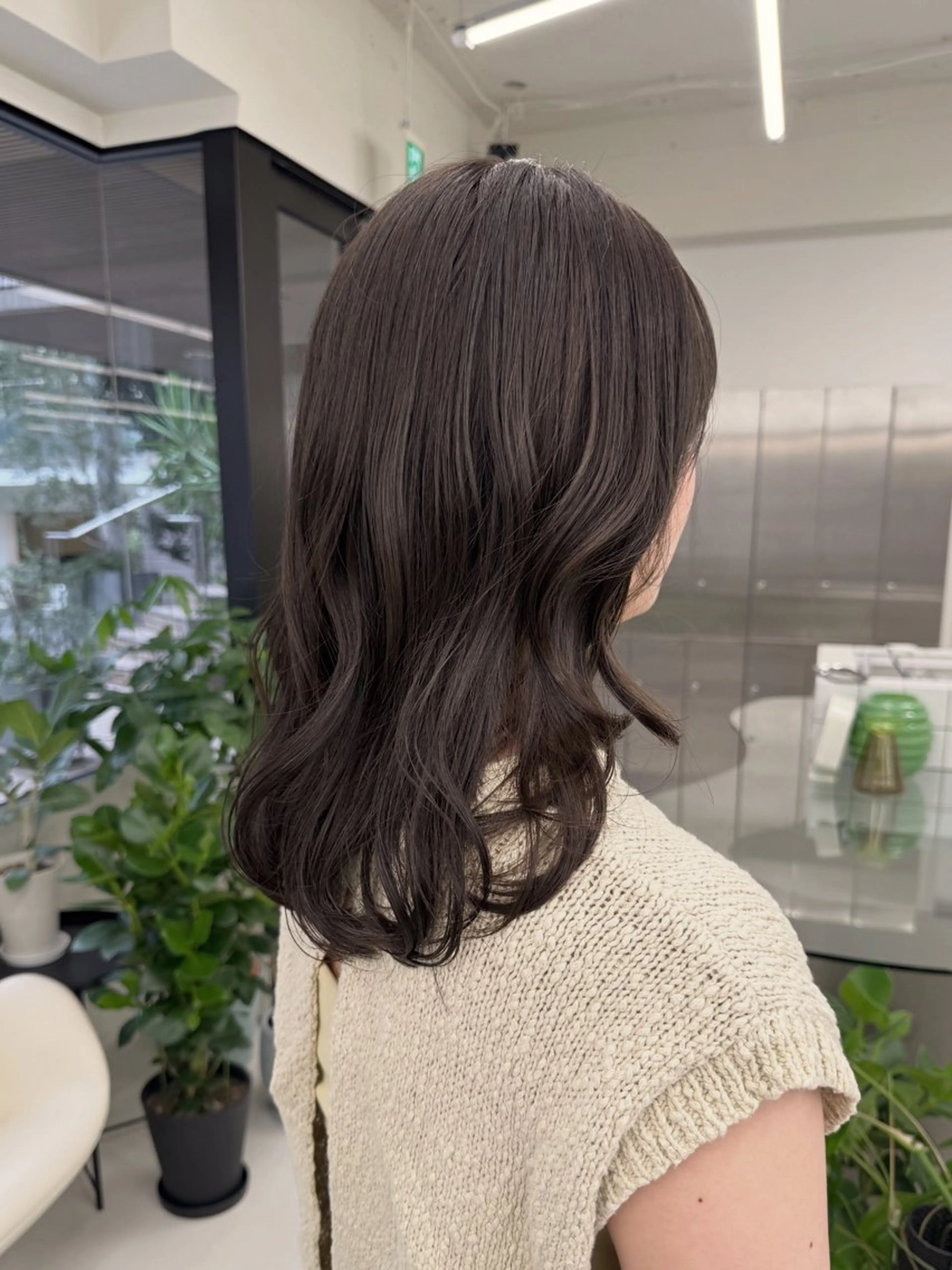 セミロング カラー カット ヘアカラー トリートメント 表参道/髪質改善・ 透明感 colorのヘアスタイル