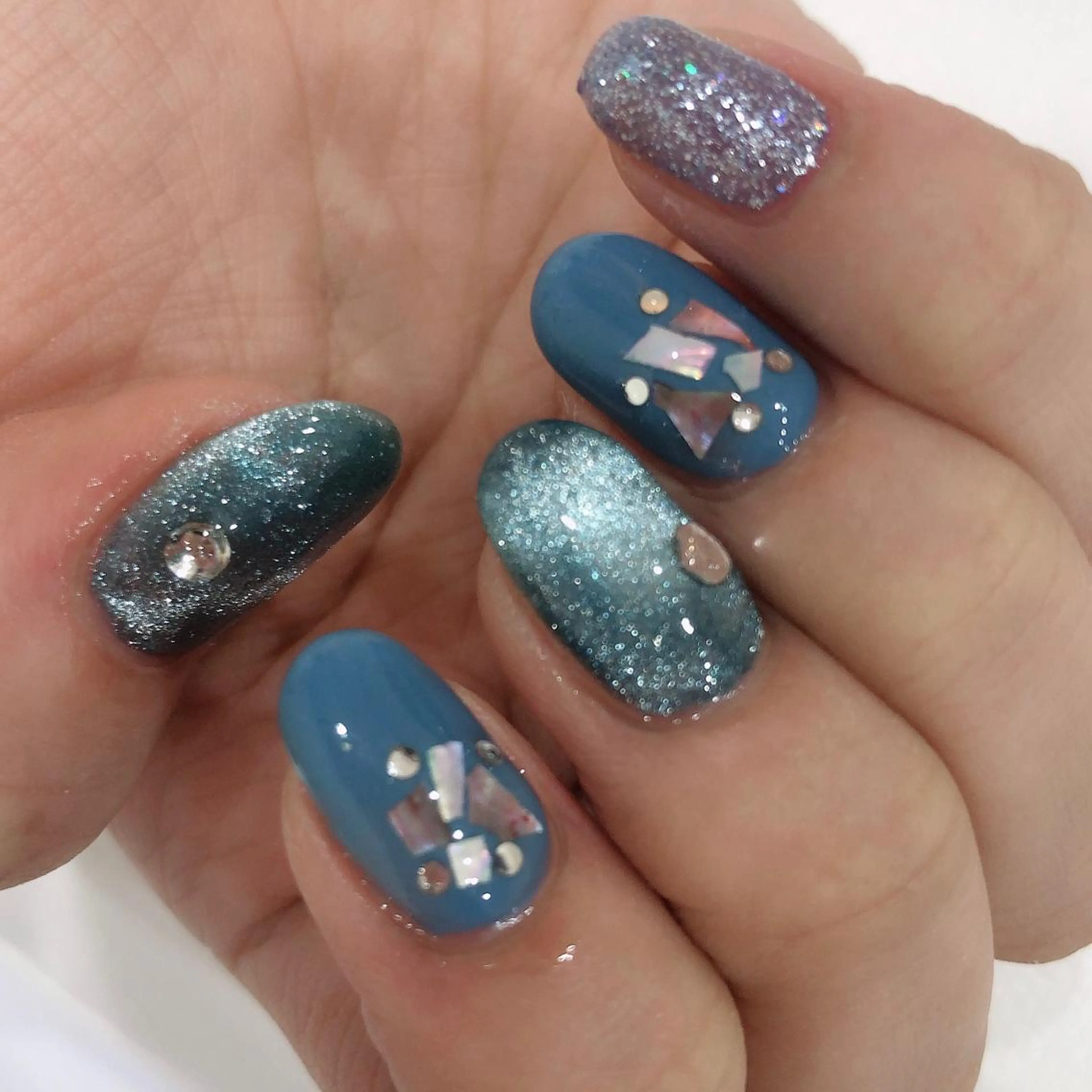 ネイル マグネットネイル Serenity by Mari所属・Shinozaki mariのネイルデザイン