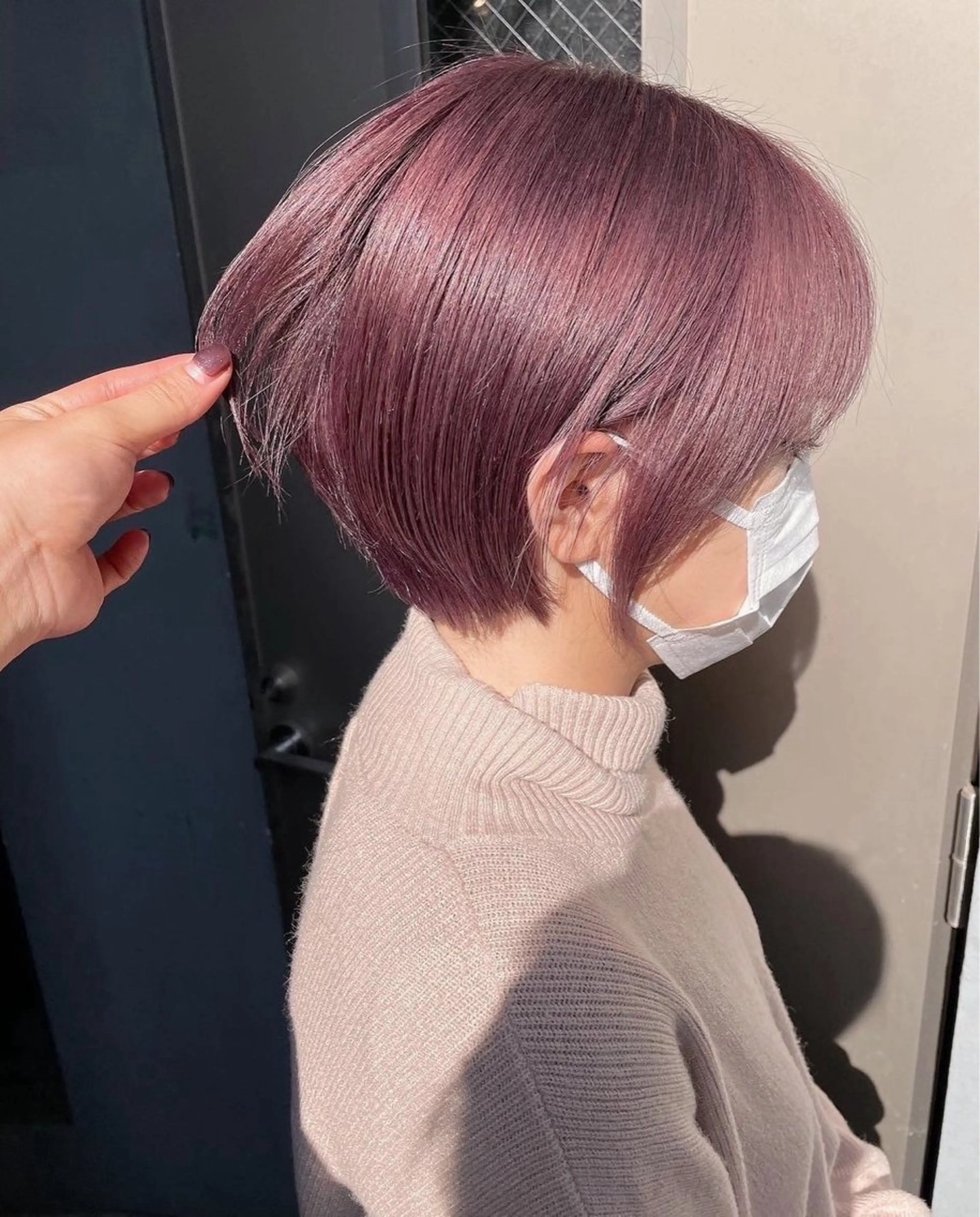 ショート カラー ベージュカラー ピンクカラー ピンクベージュ ヘアカラー saya 🧸 カット/縮毛矯正のヘアスタイル