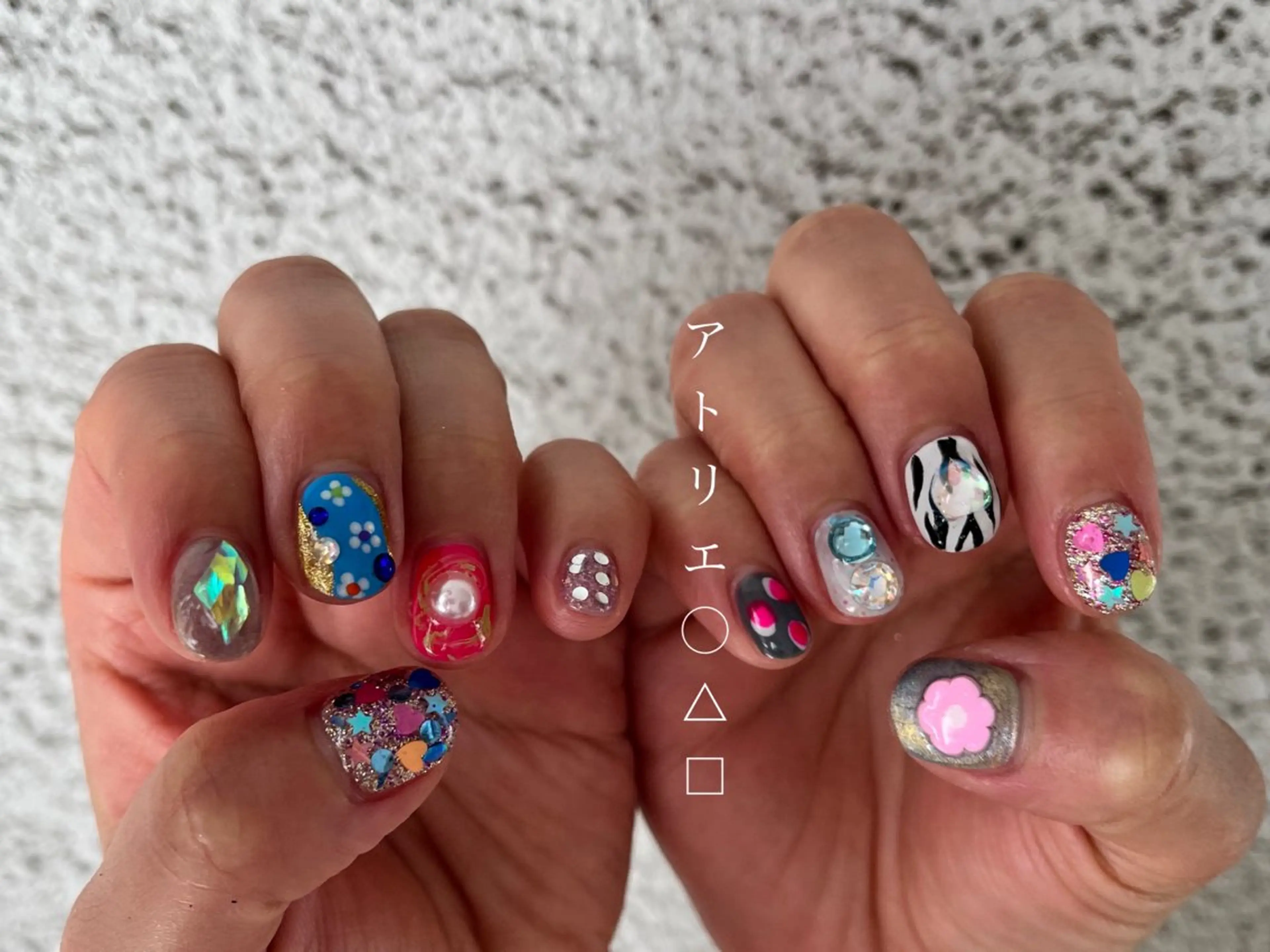 ネイル ハンドネイル アトリエ ○△□のネイルデザイン