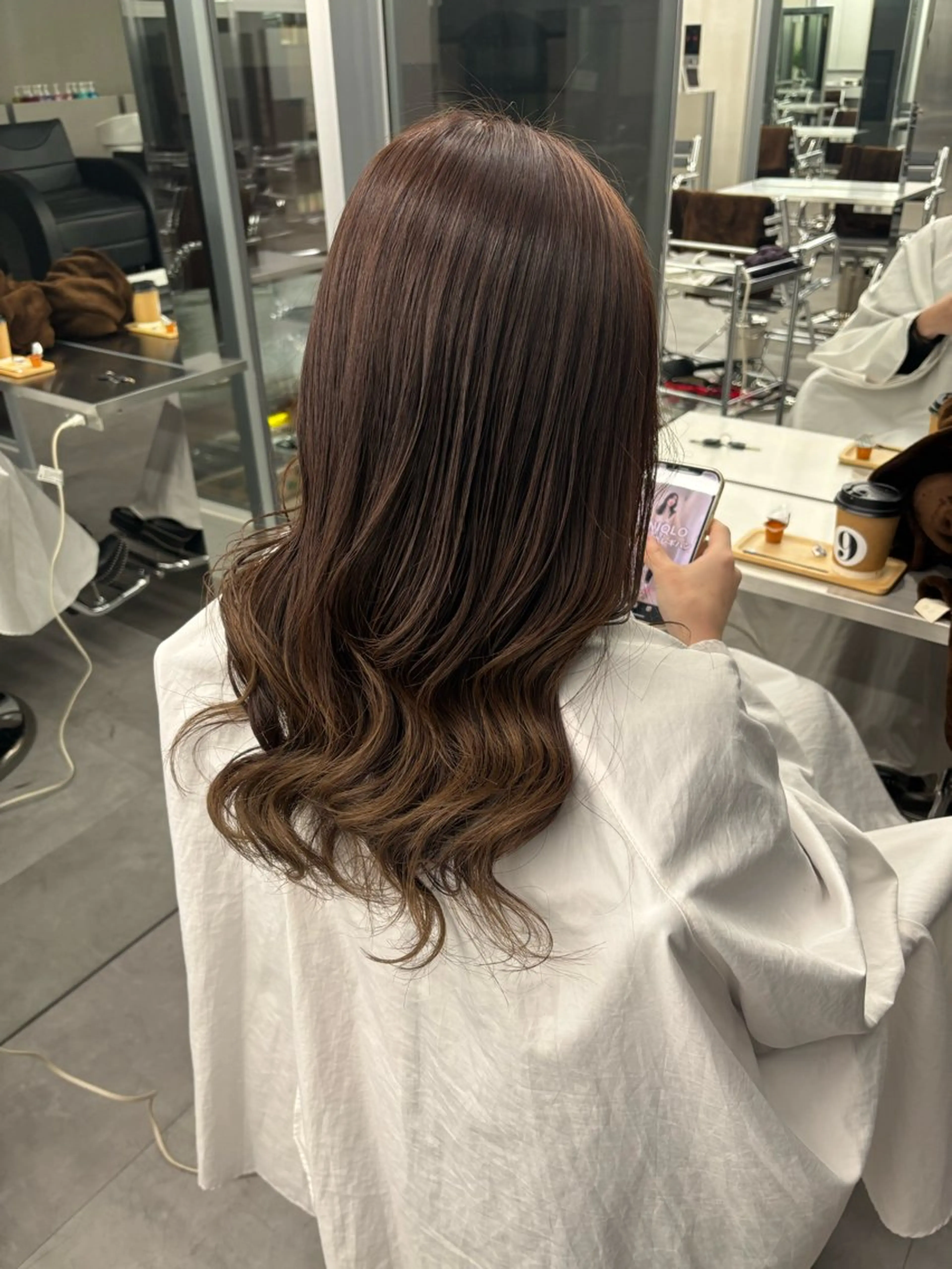 ロング ナンバーナイン所属・佐藤 莉子のヘアスタイル