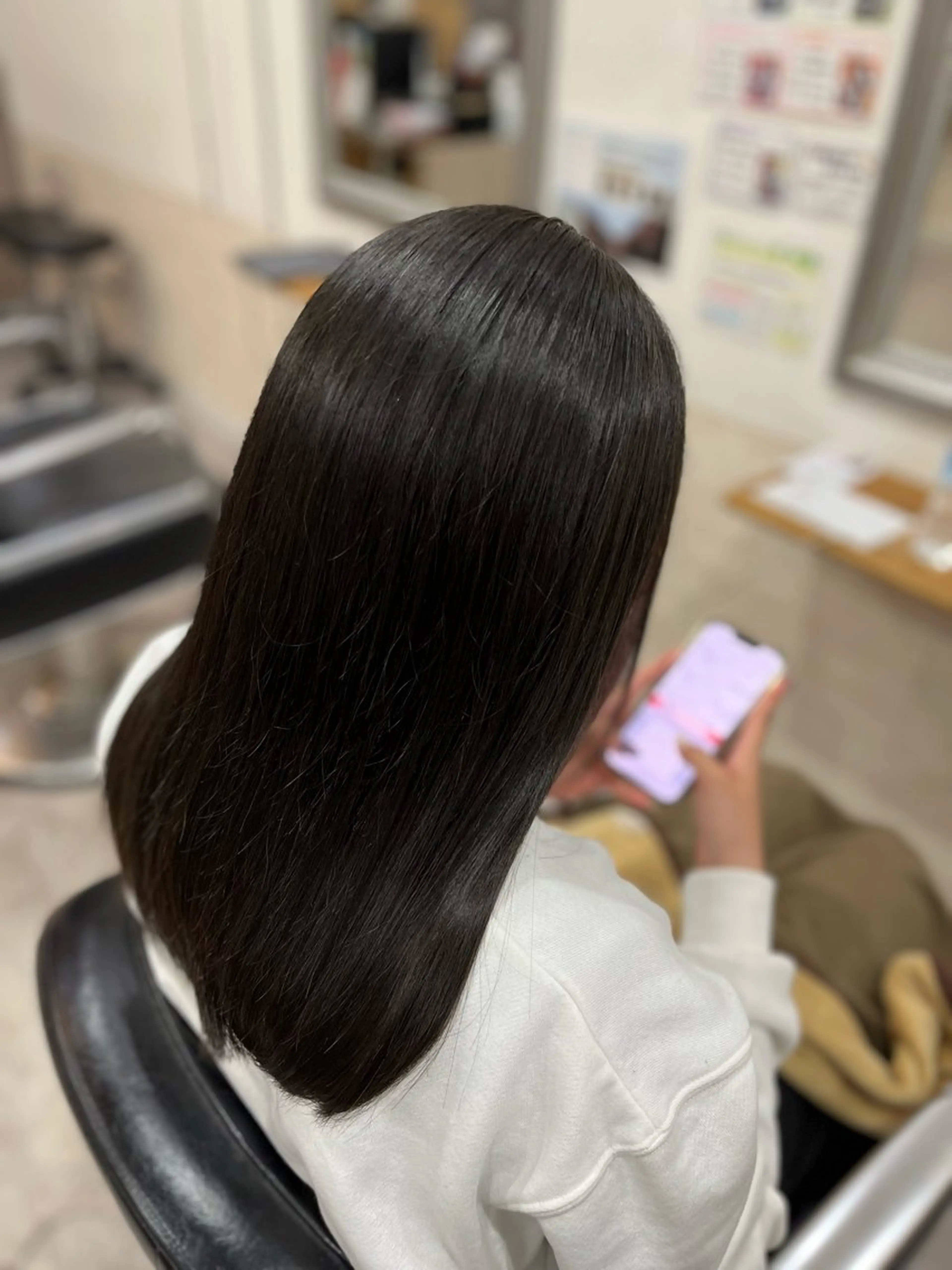 ロング 艶髪🥣透明感カラー 🫧前田奈津実のヘアスタイル