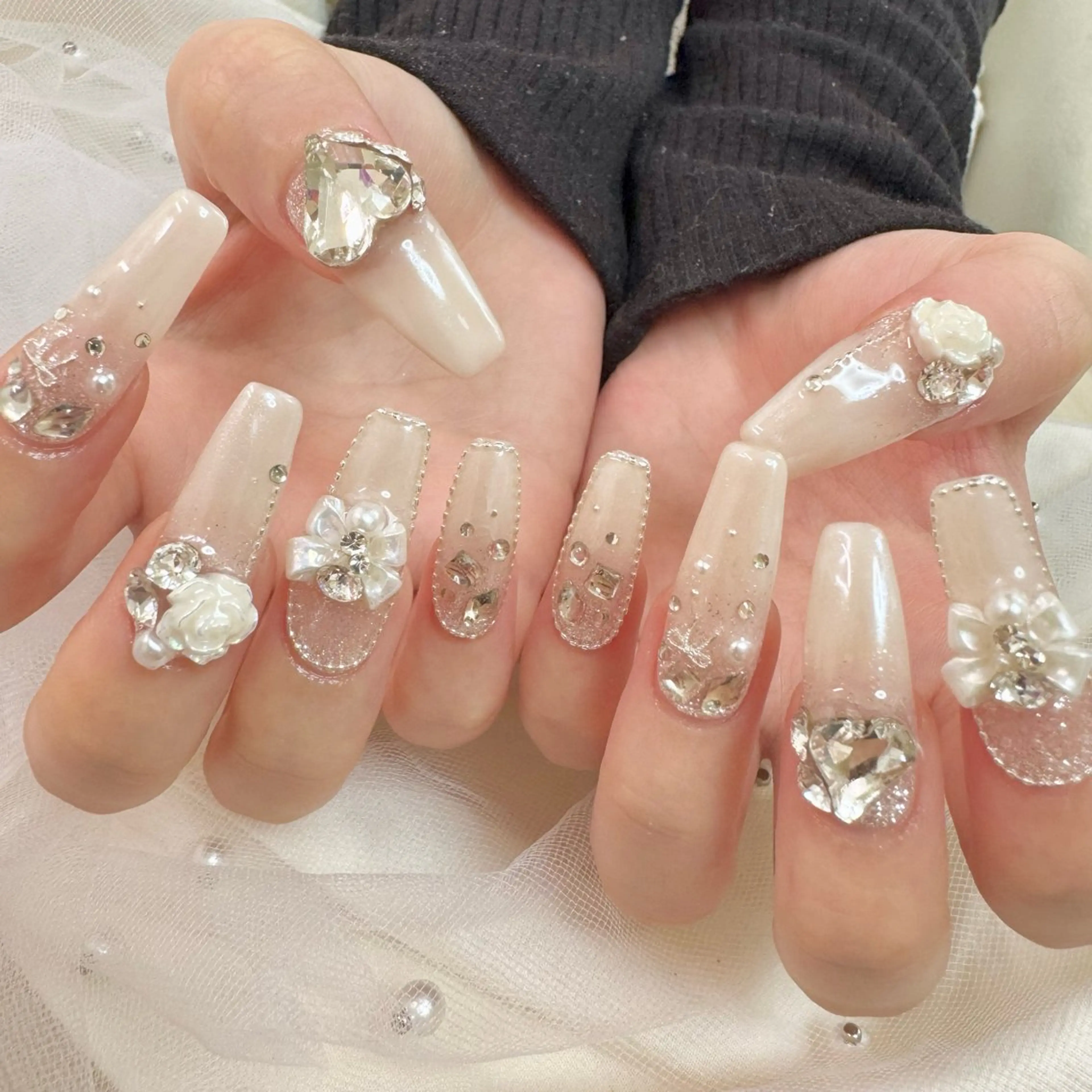 ネイル nail salon e'mu💐のネイルデザイン