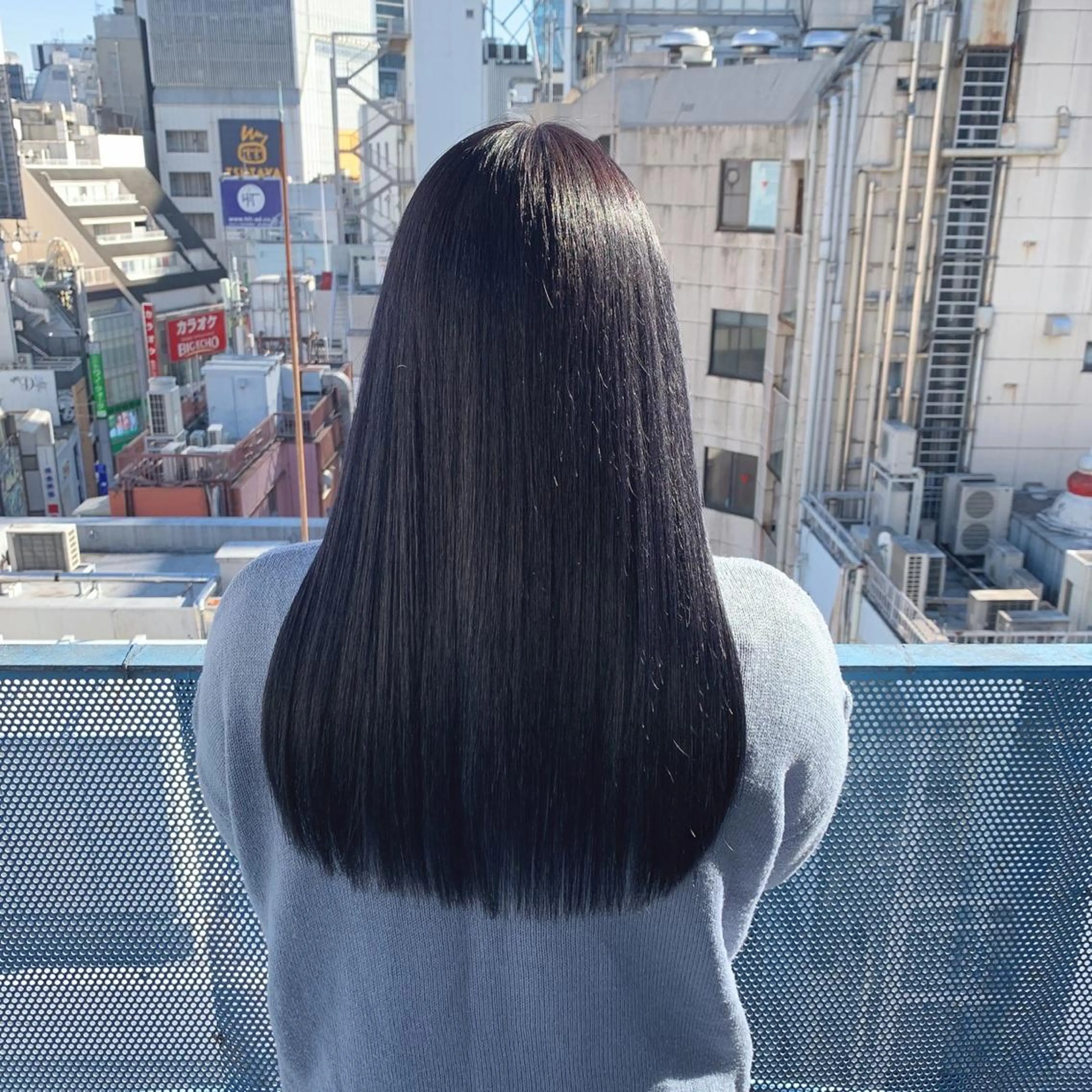 ロング トレンドモテカラー 🩷色落ちまで可愛くのヘアスタイル