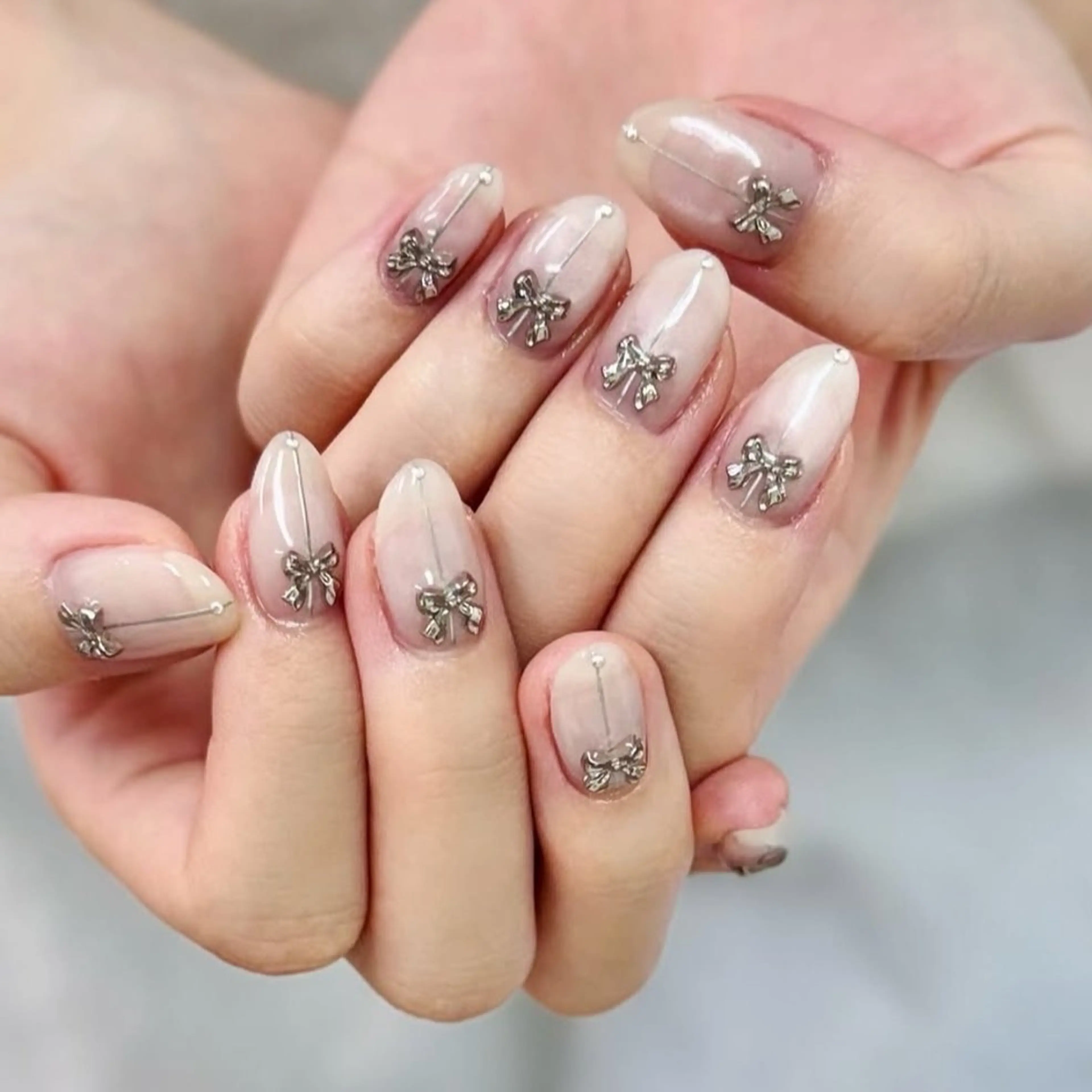 ネイル 持ち込み ハンドネイル muum_nail 新宿2分 三丁目1分のネイルデザイン