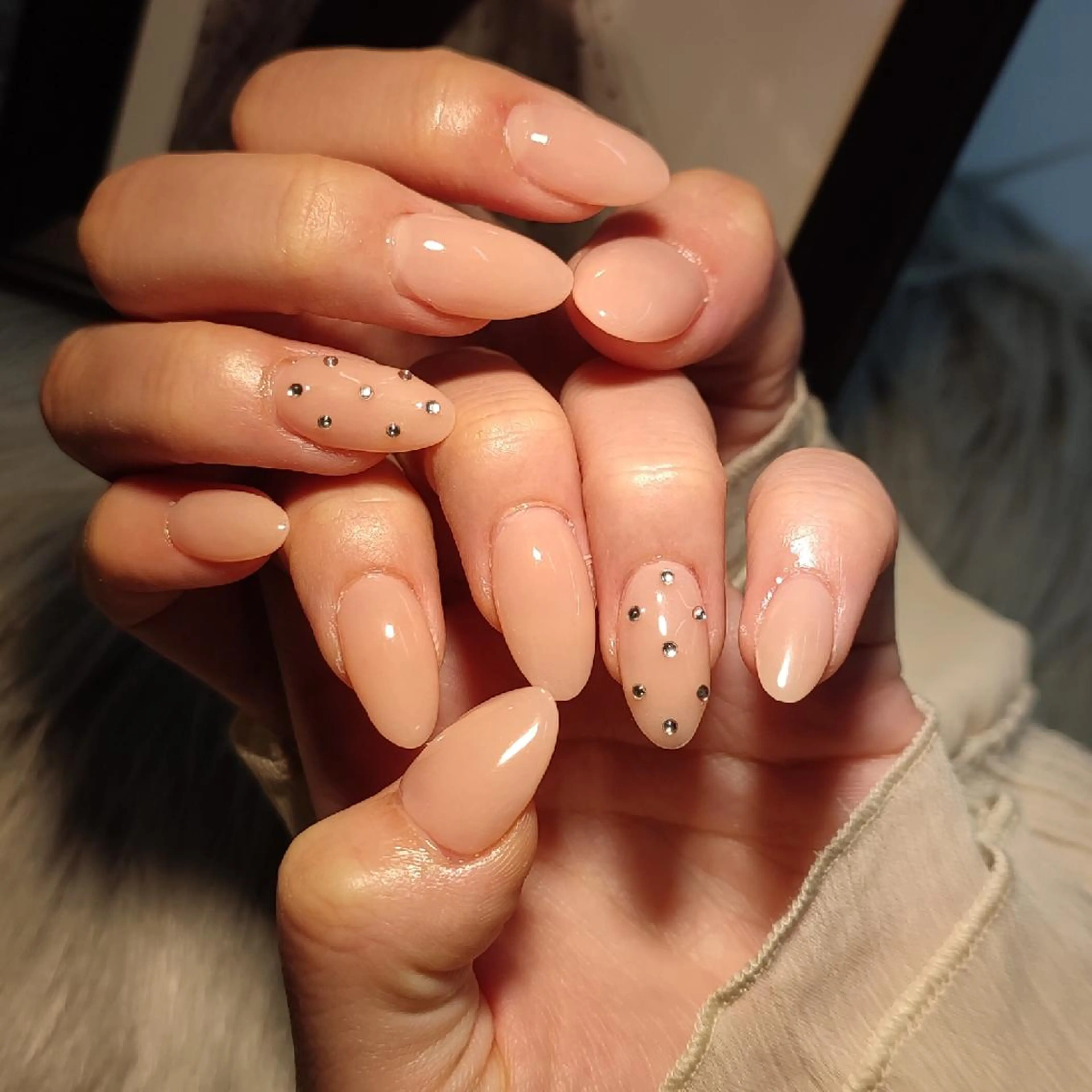 ネイル ハンドネイル RUNWAY 　　の眉毛・アイブロウイメージ