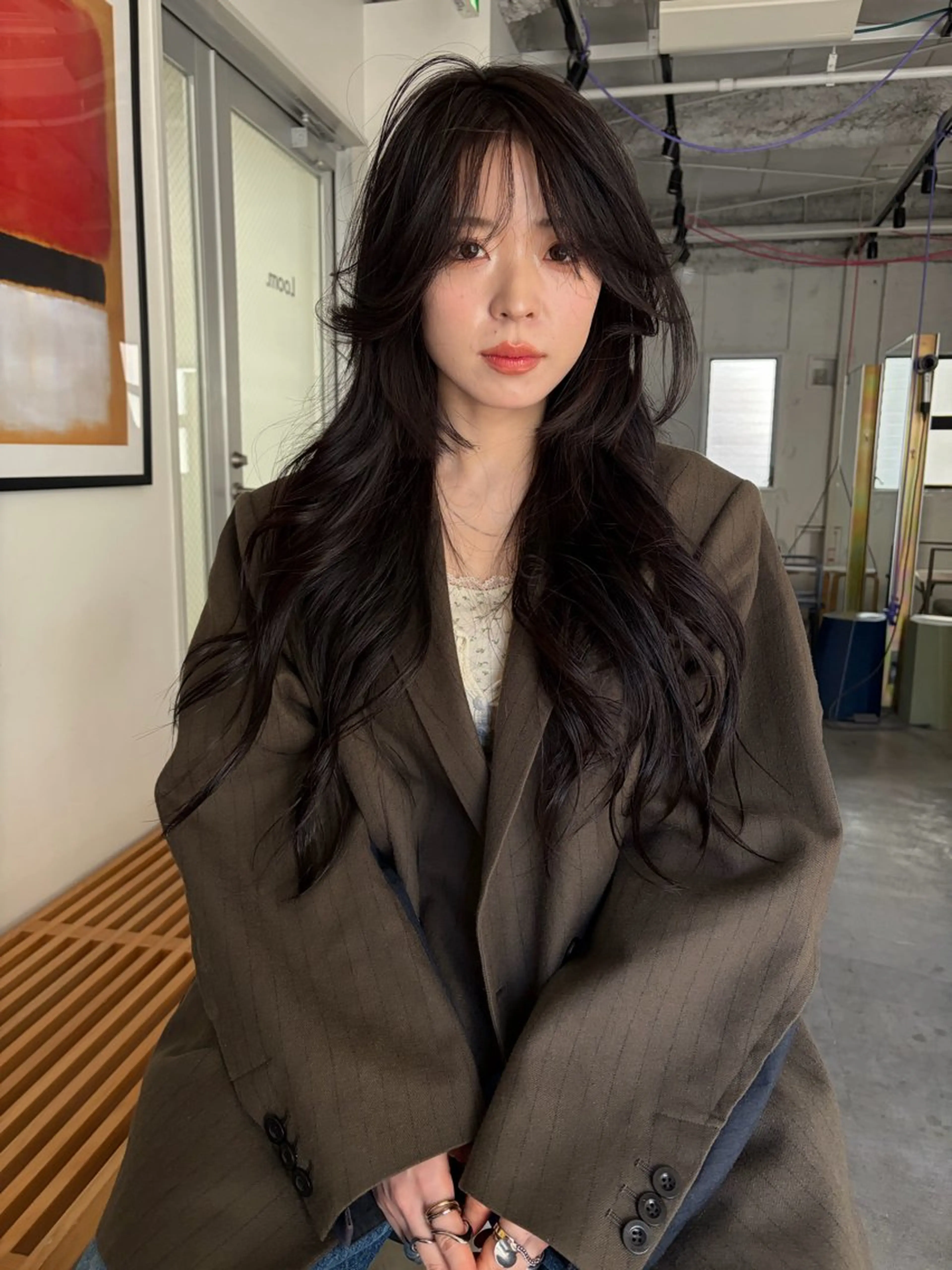 ロング カラー レイヤーカット カット ヘアカラー トリートメント Loom.所属・村上雅人 ナチュラルモードのヘアスタイル