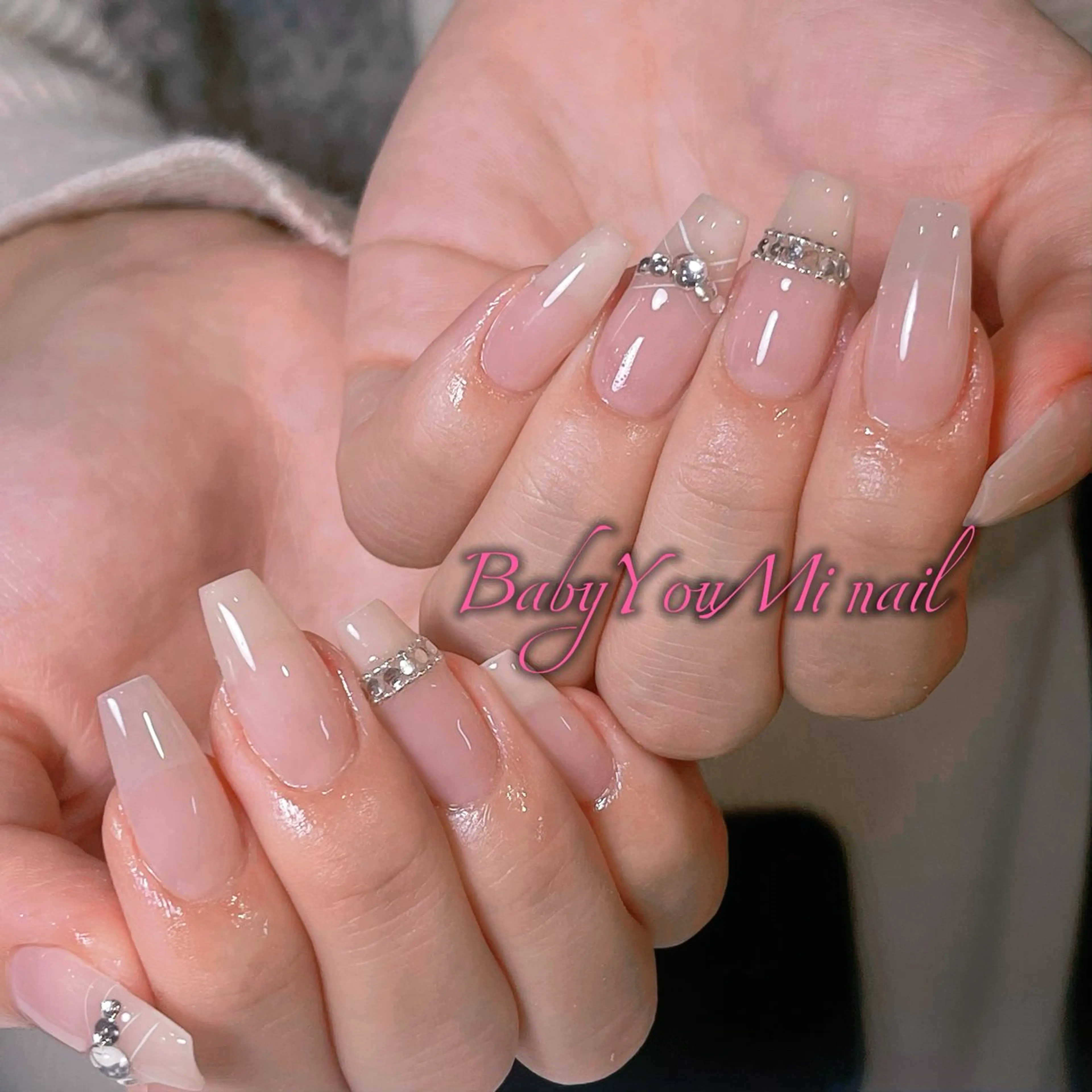 ネイル オーロラネイル フラワーネイル フットネイル フレンチネイル ジェルネイル ハンドネイル BabyYouMi ねねのネイルデザイン