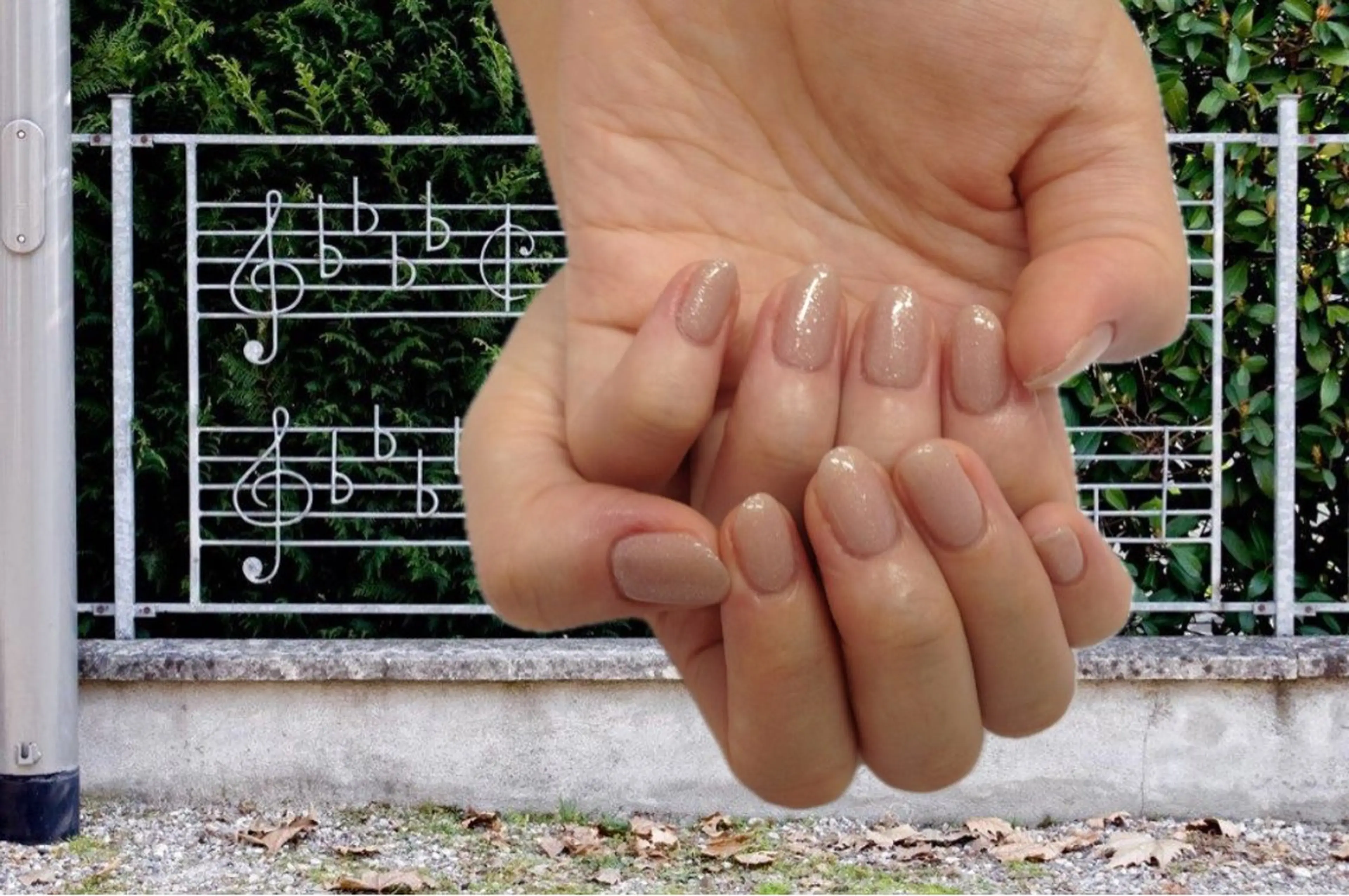 ネイル ピンク ピンクベージュ ニコネイルスクール maayaのネイルデザイン