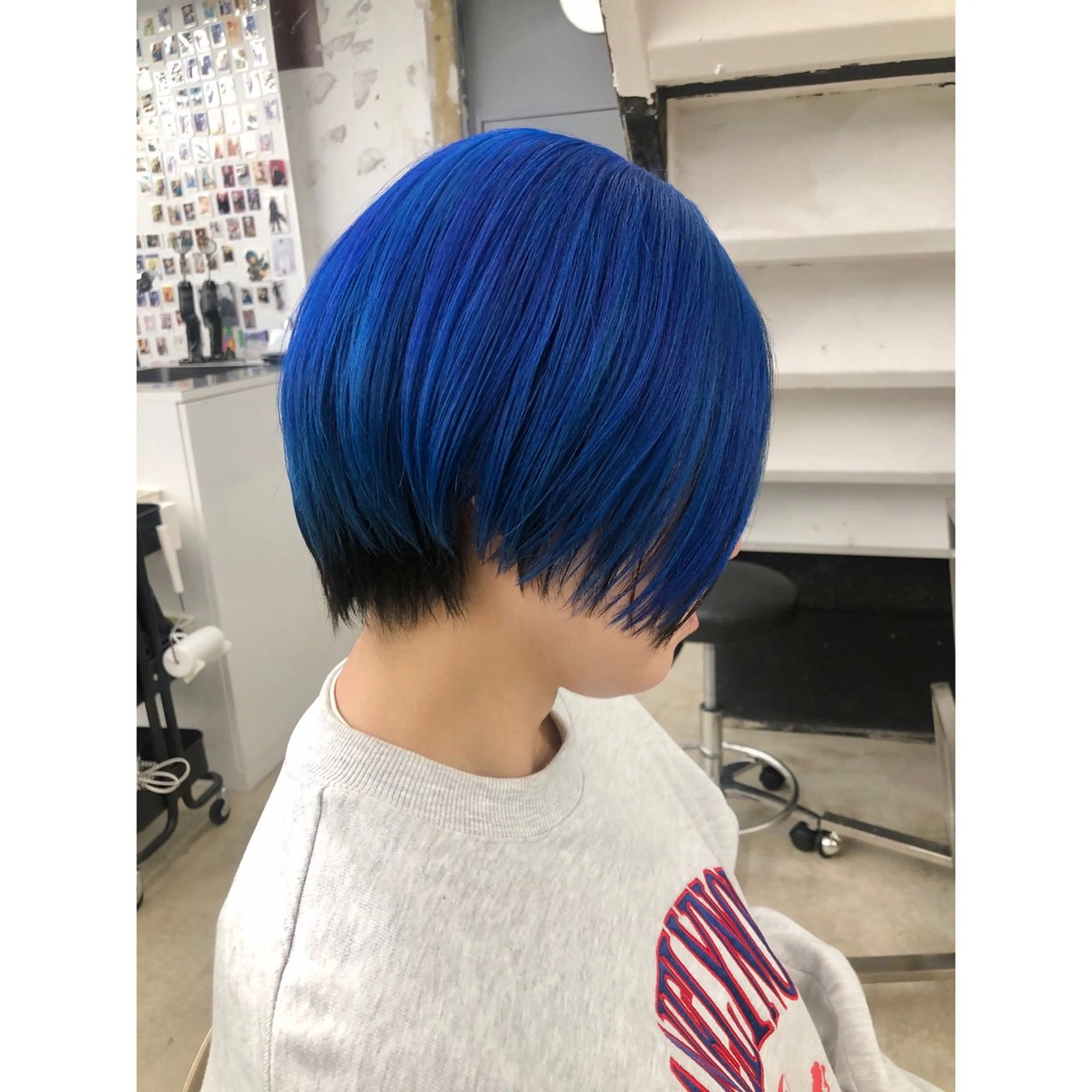 ショート カラー 推しカラー✨ オタク美容師ユウカのヘアスタイル