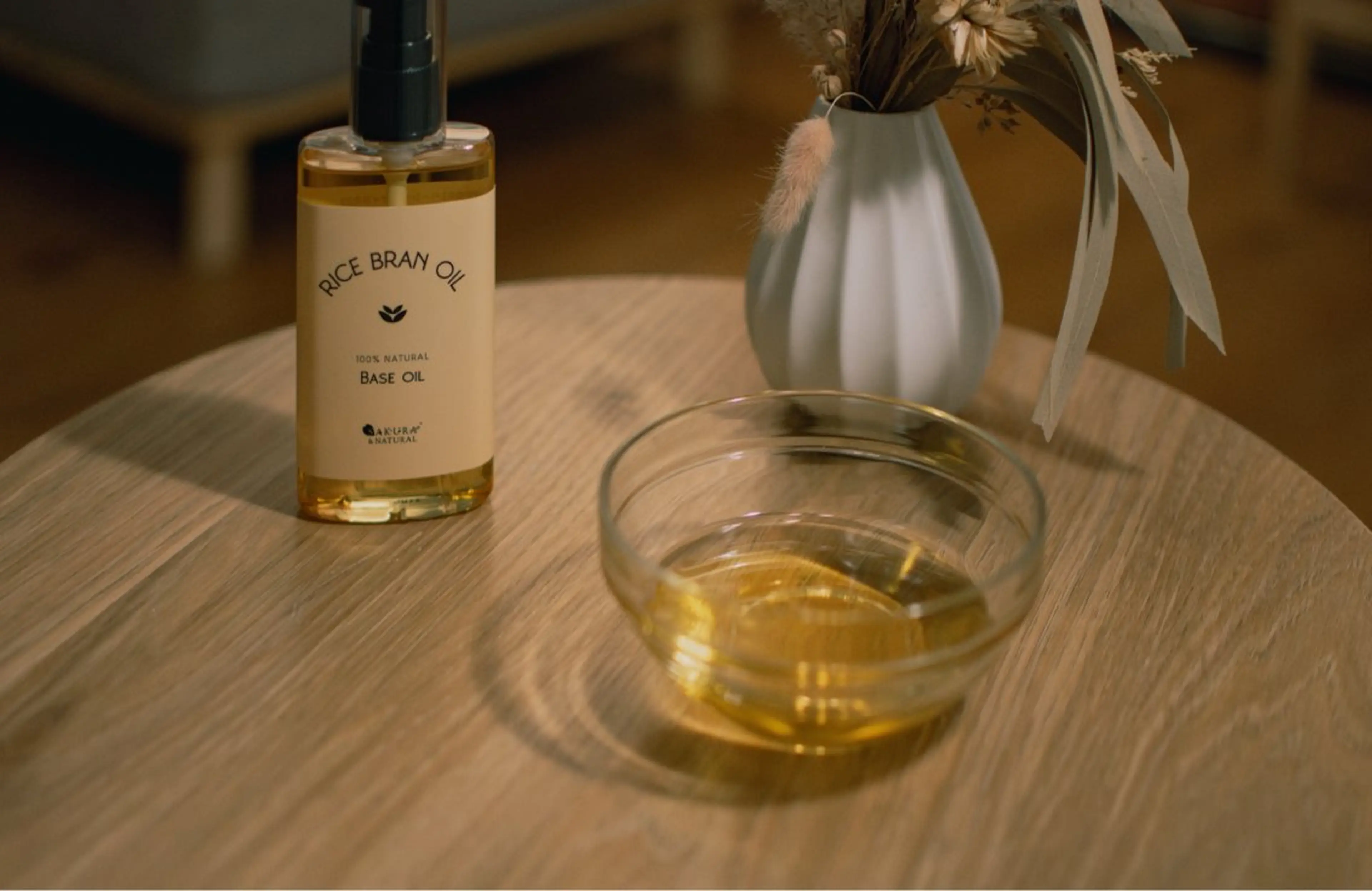 【新商品】オイルのモニターの写真