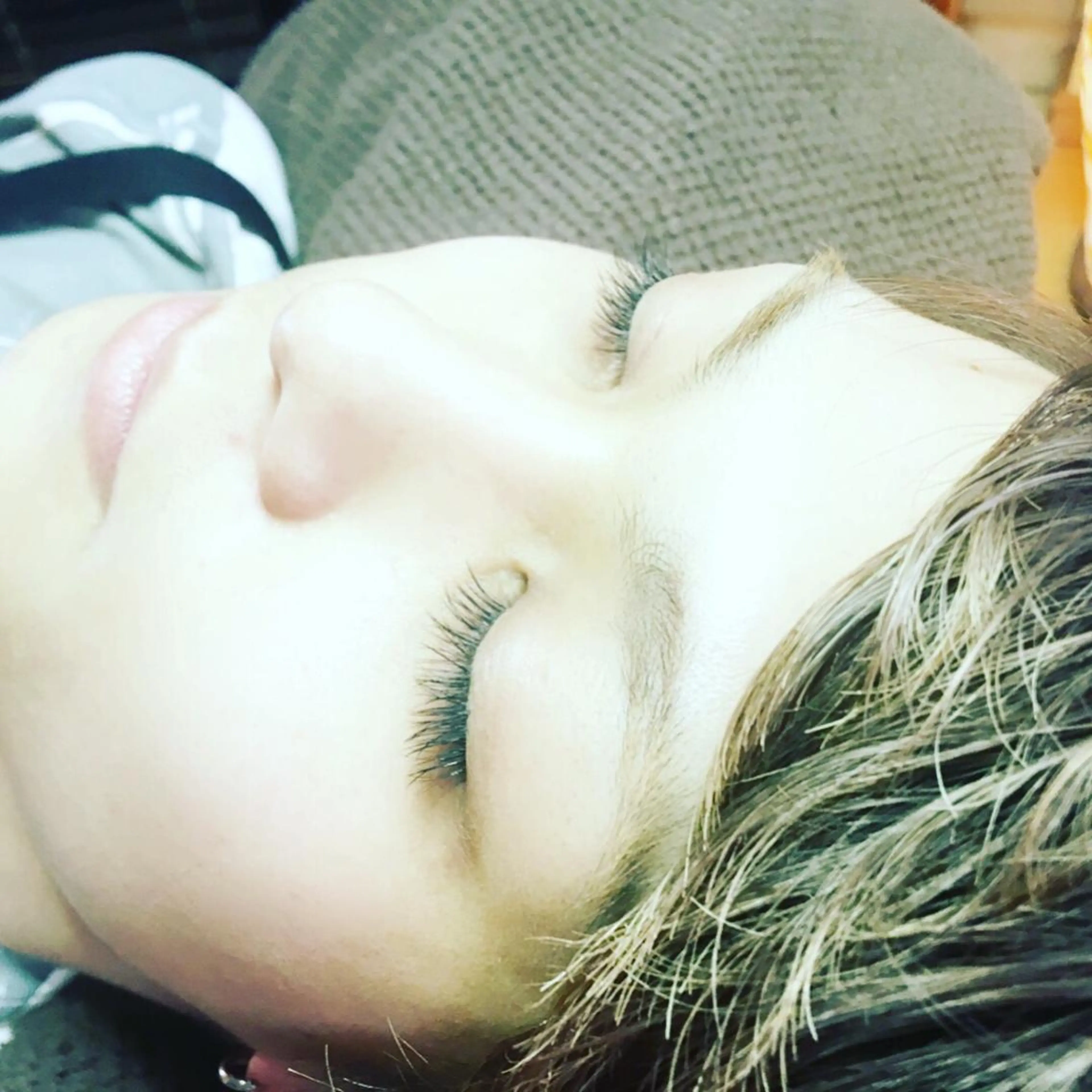 メンズ マツエク・マツパ 1席のみの個室サロン 西麻布1丁目のマツエク・マツパデザイン