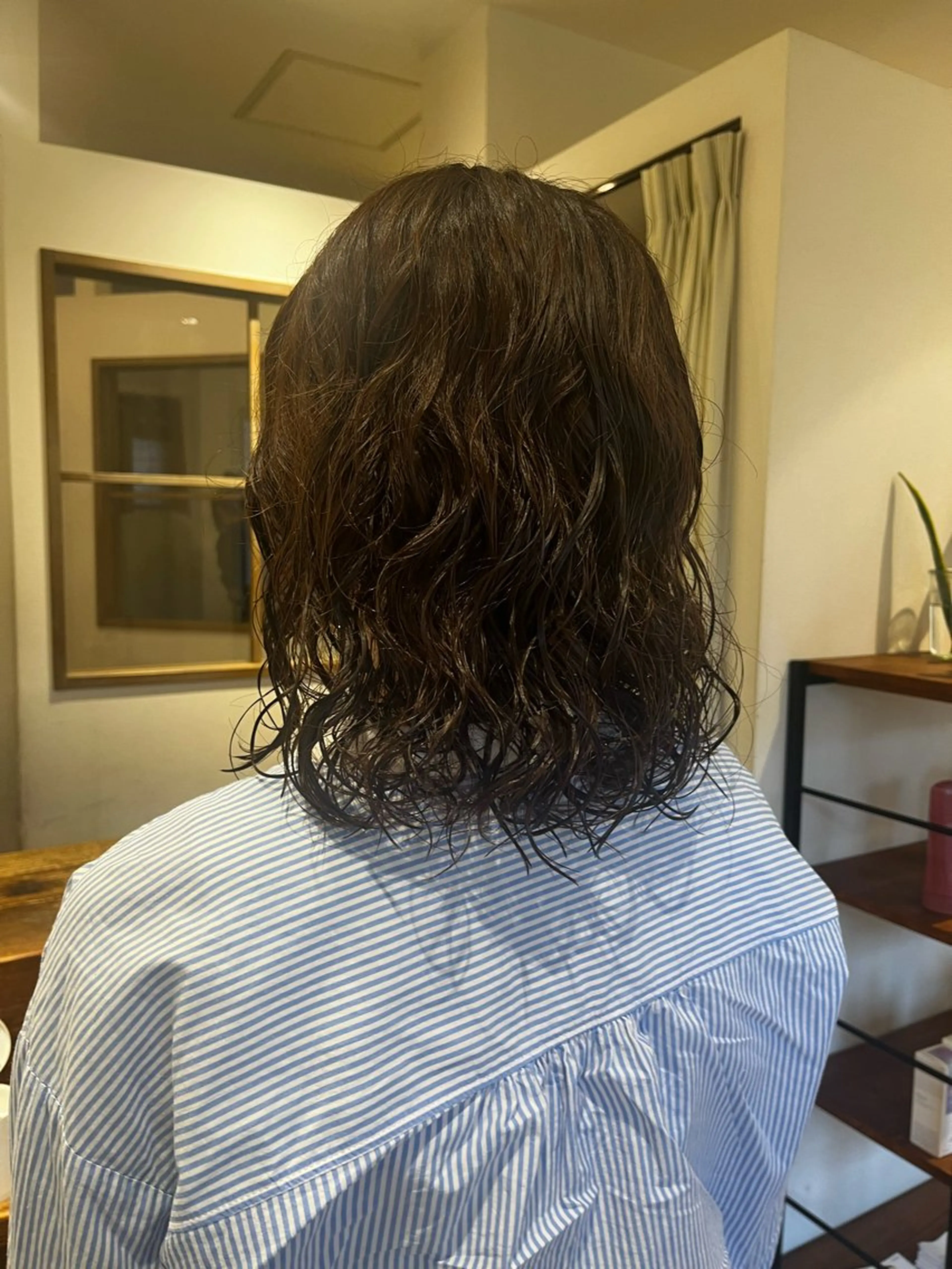 ミディアム カラー パーマ ミディアムパーマ ラベンダーカラー カット ヘアカラー パーマ トリートメント 上品な暖色/丸みボブ Chie🪷のヘアスタイル