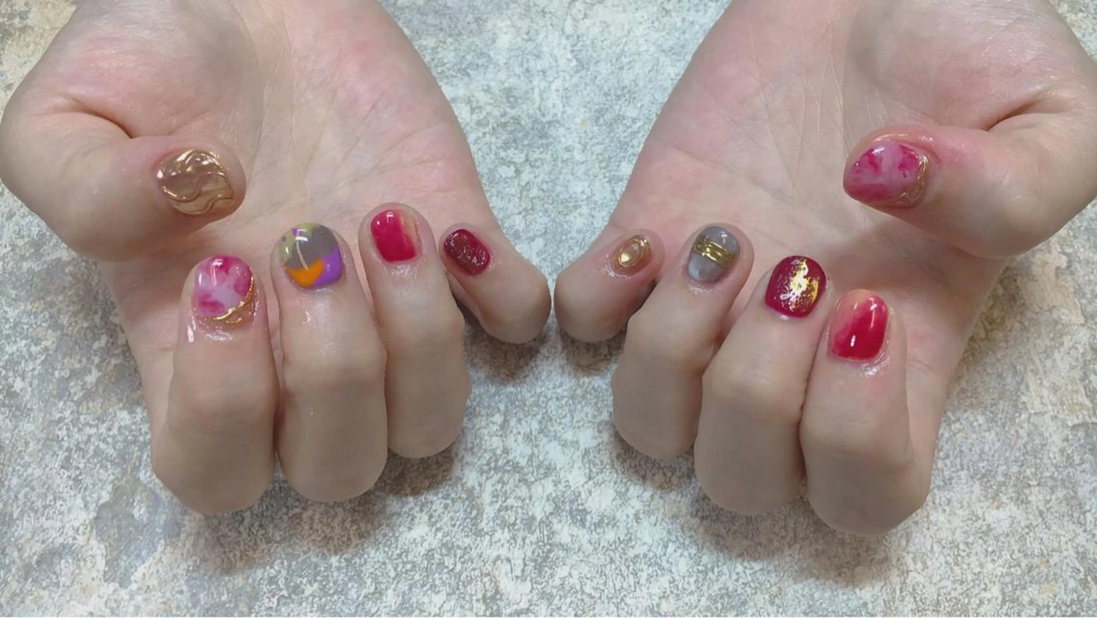 ネイル ハンドネイル LOVE NAIL 💕Sonoのネイルデザイン