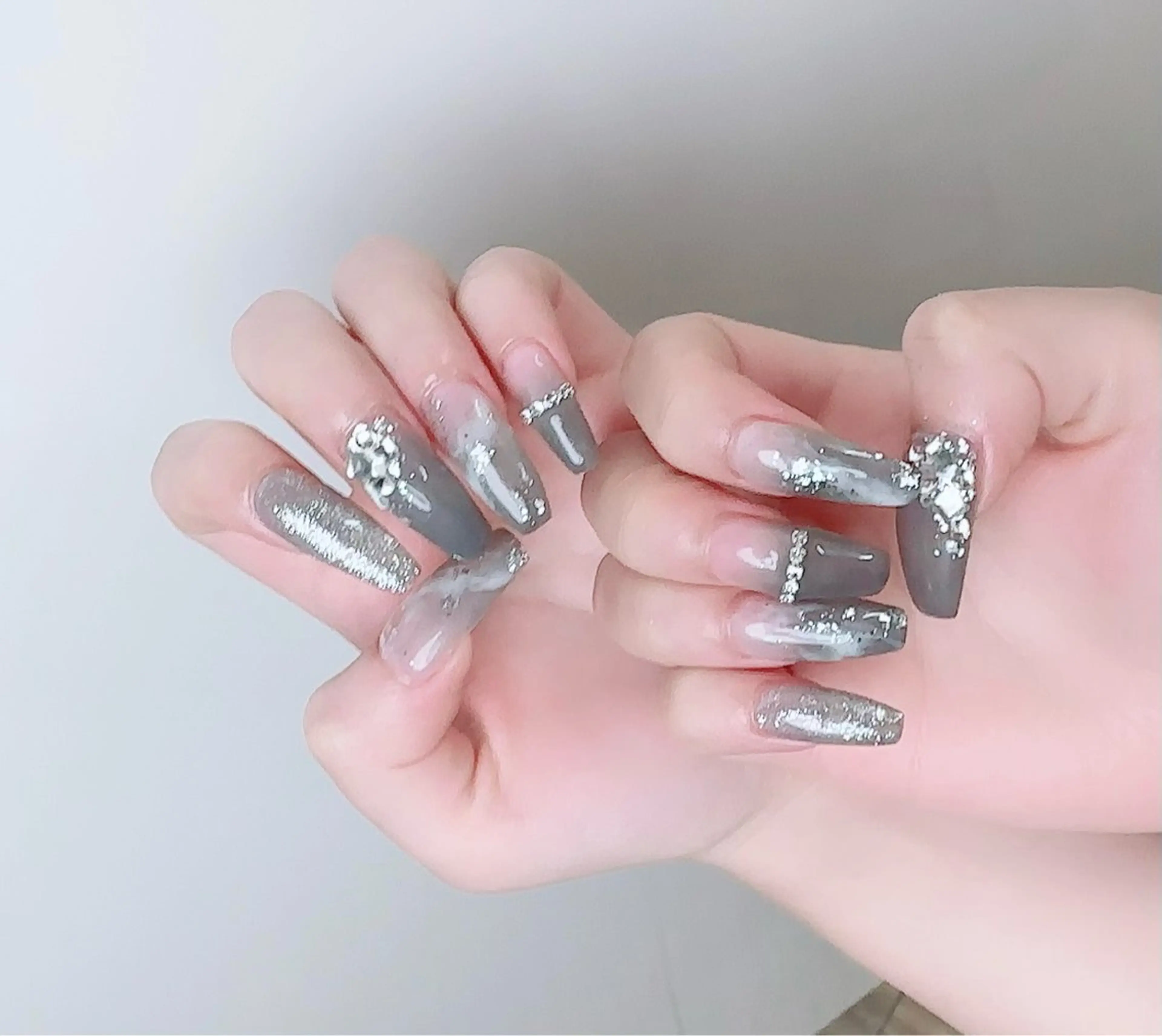 ネイル R salonのネイルデザイン