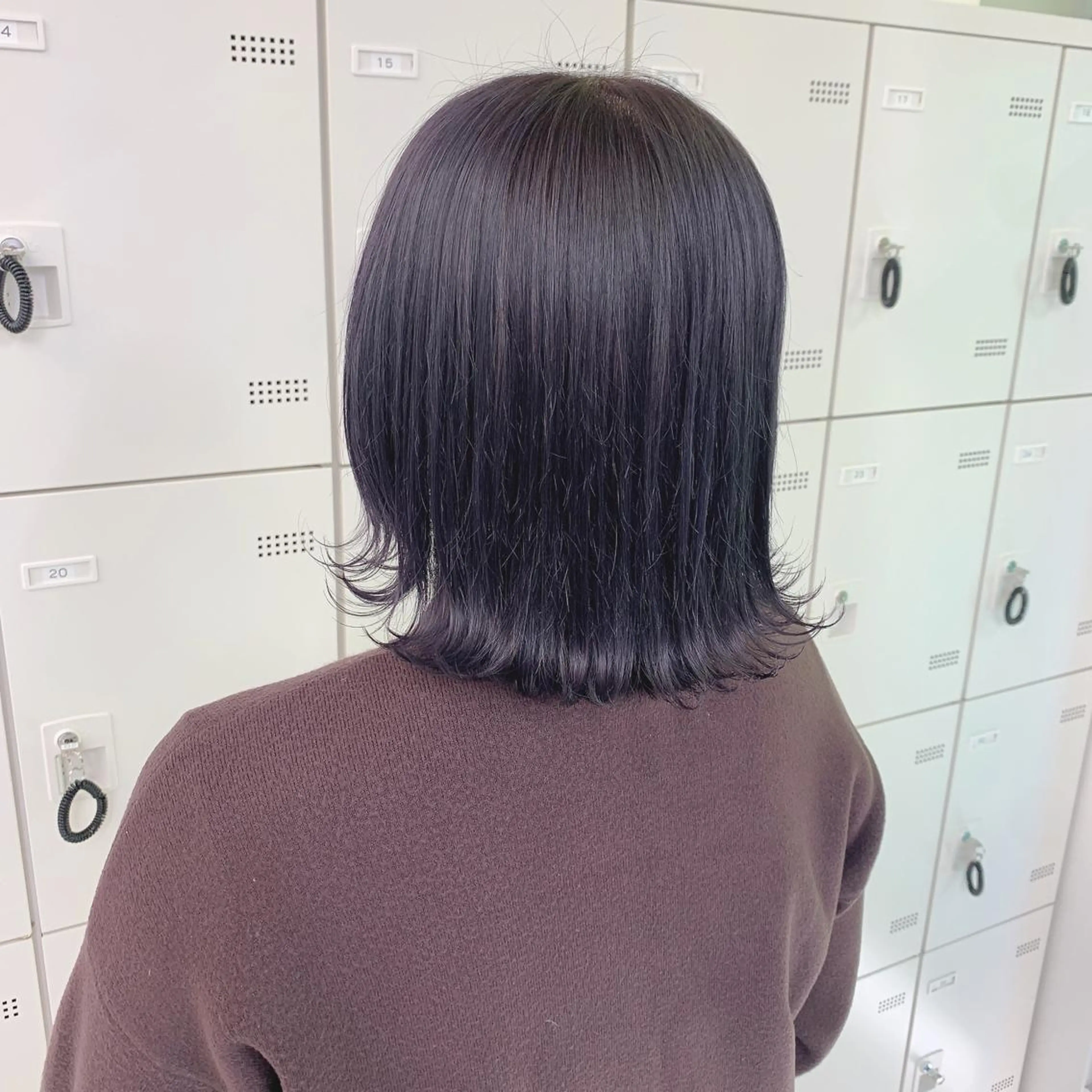 ショート カラー ヘアアレンジ 🩵色落ち可愛い 寒色カラー🩵のヘアスタイル