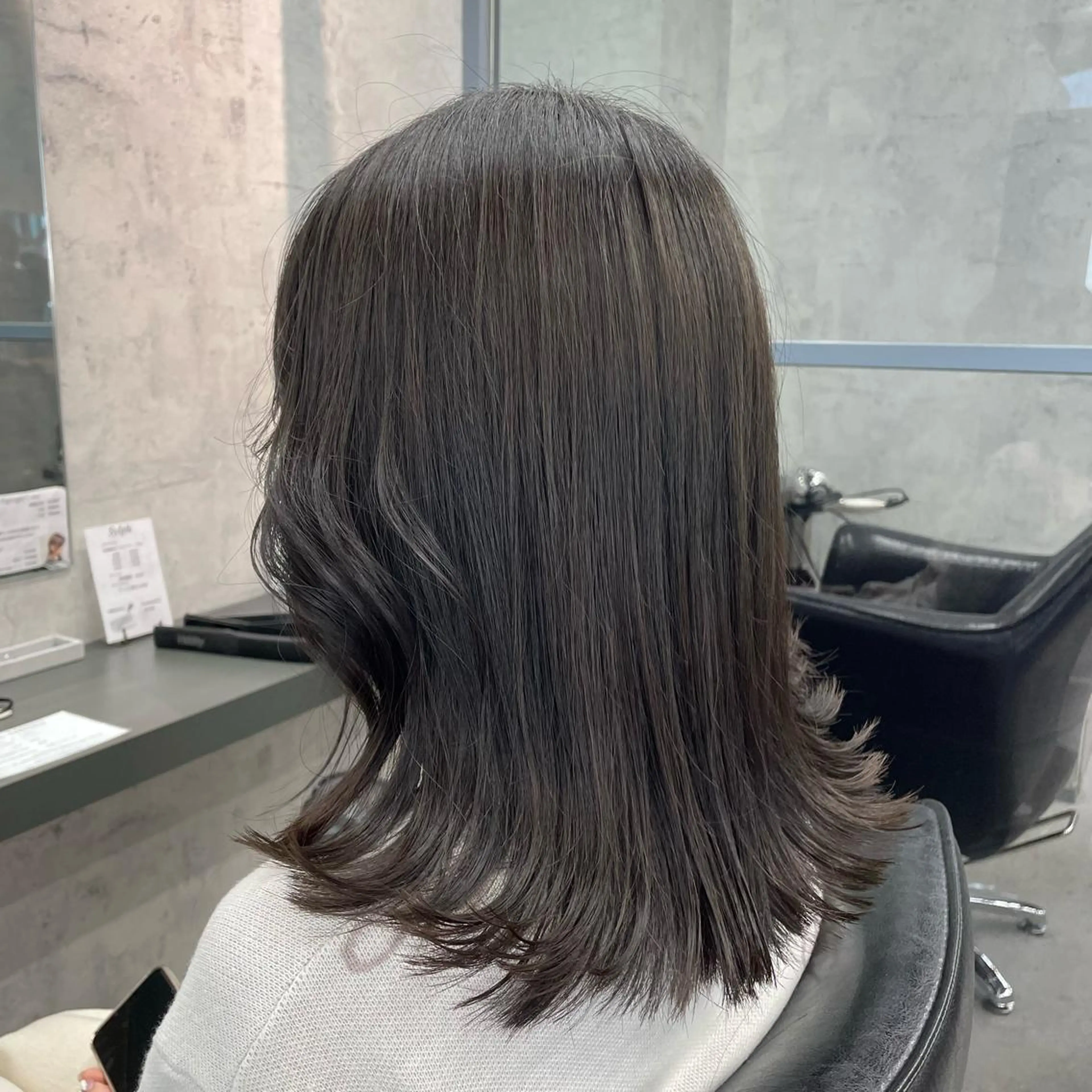 ミディアム カラー レイヤー×顔周 り×髪質改善/MIUのヘアスタイル