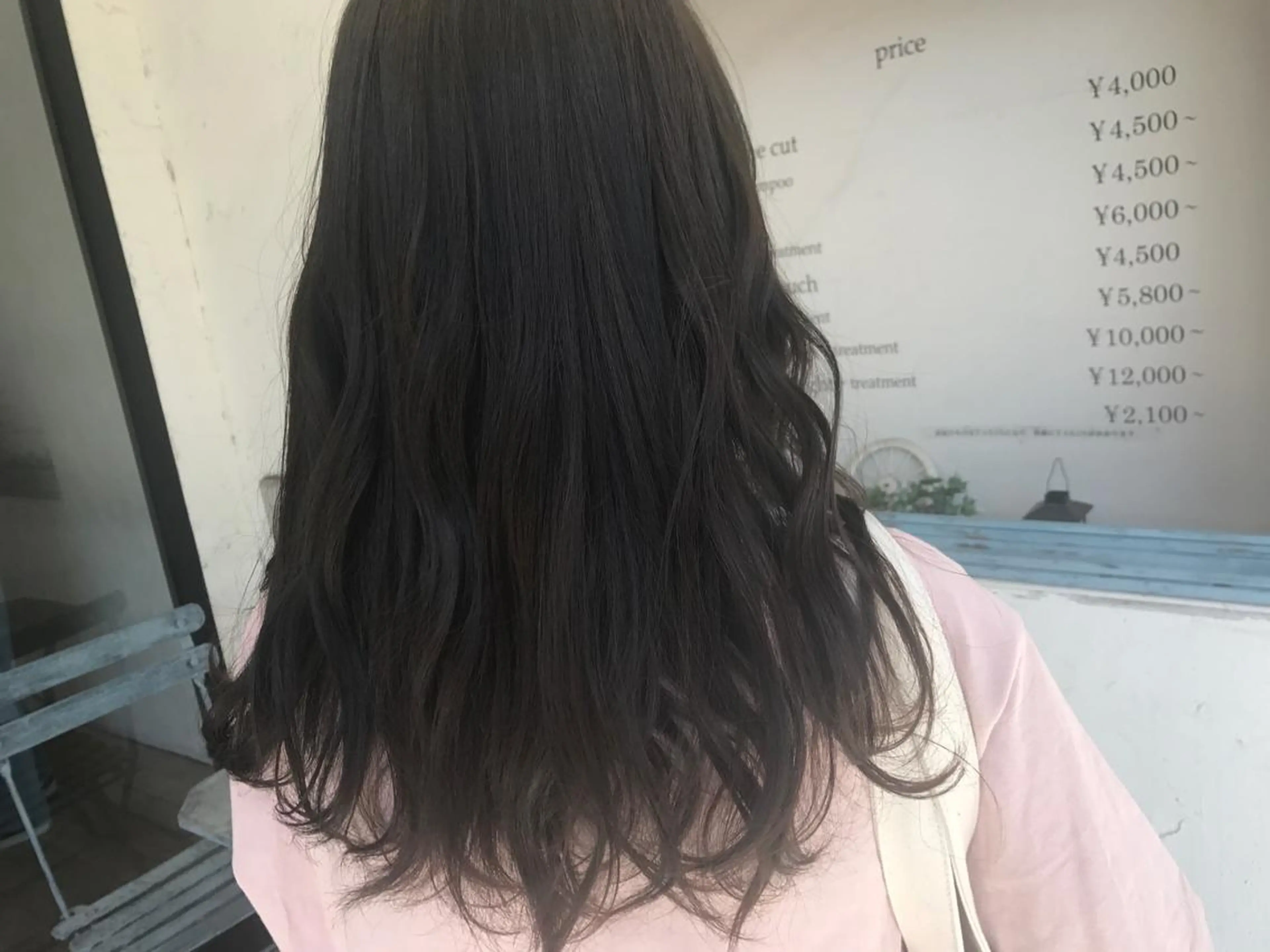 セミロング カラー ダークグレー ダークグレージュ グレージュ 上品な透明感カラー/ 表参道/MIKUのヘアスタイル