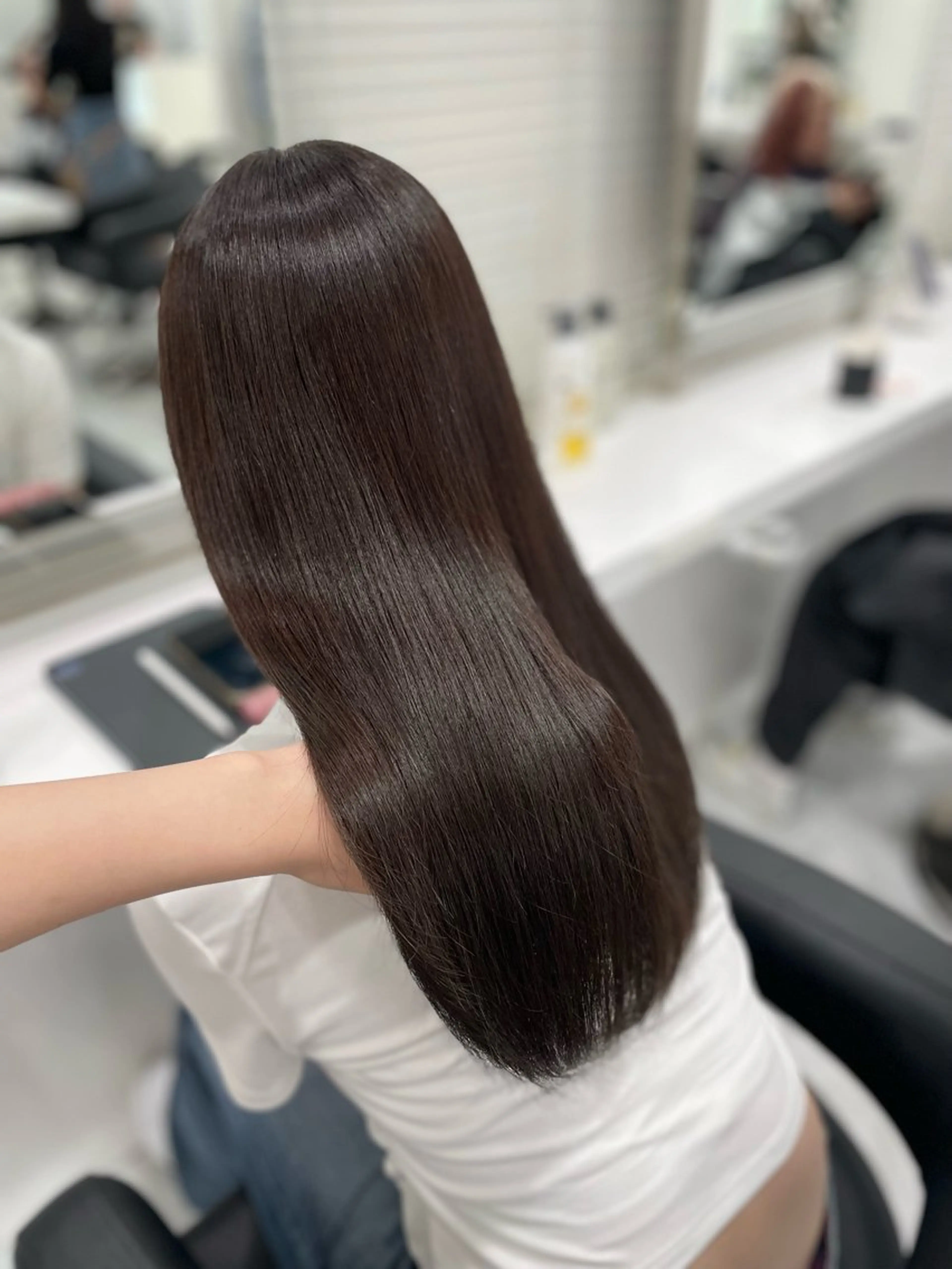 ミディアム ヘアカラー トリートメント 🪞韓国🤍大人っぽ 艶髪🤍FRUITSのヘアスタイル