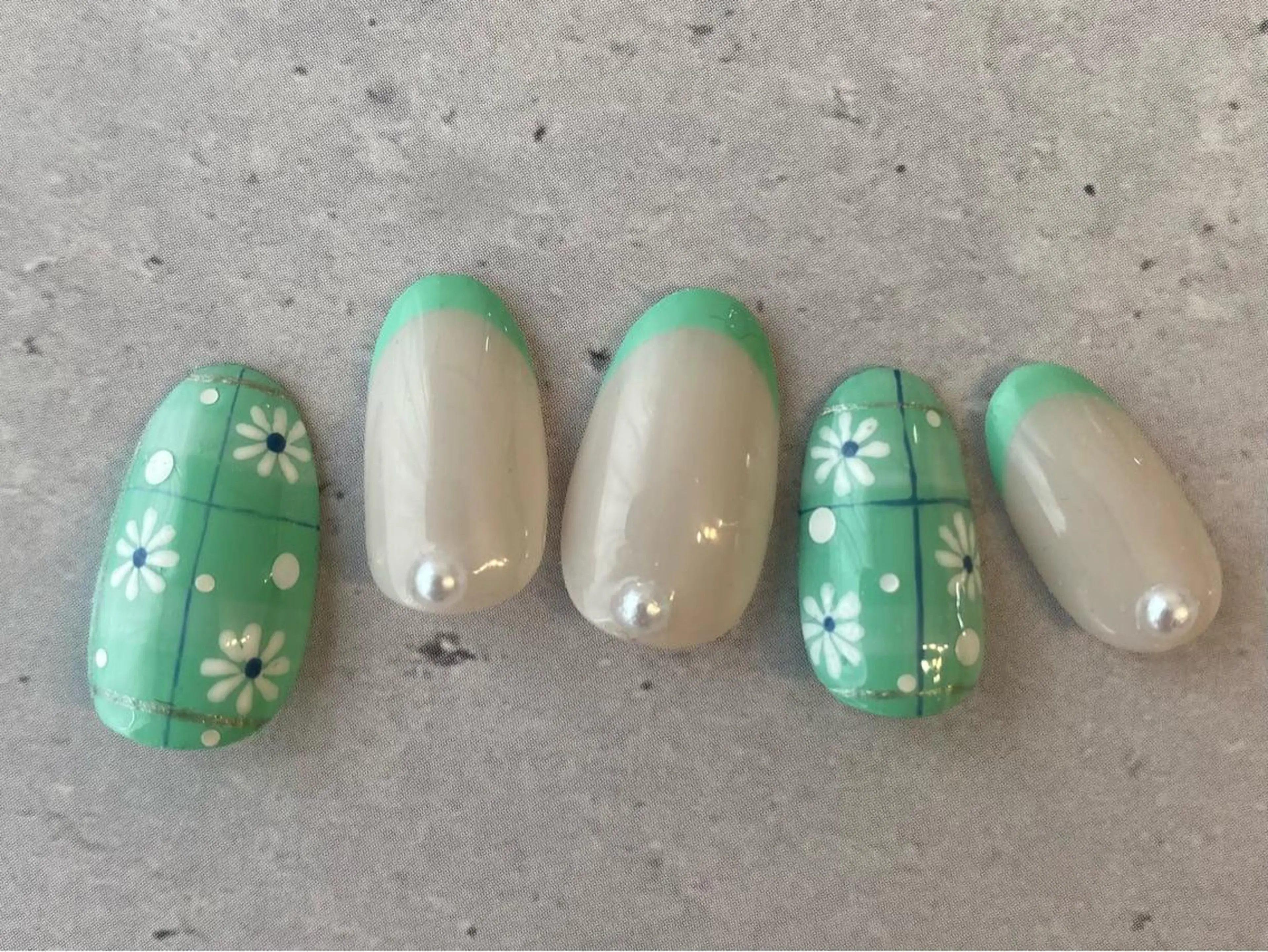 ネイル Nailist Yasucoのネイルデザイン