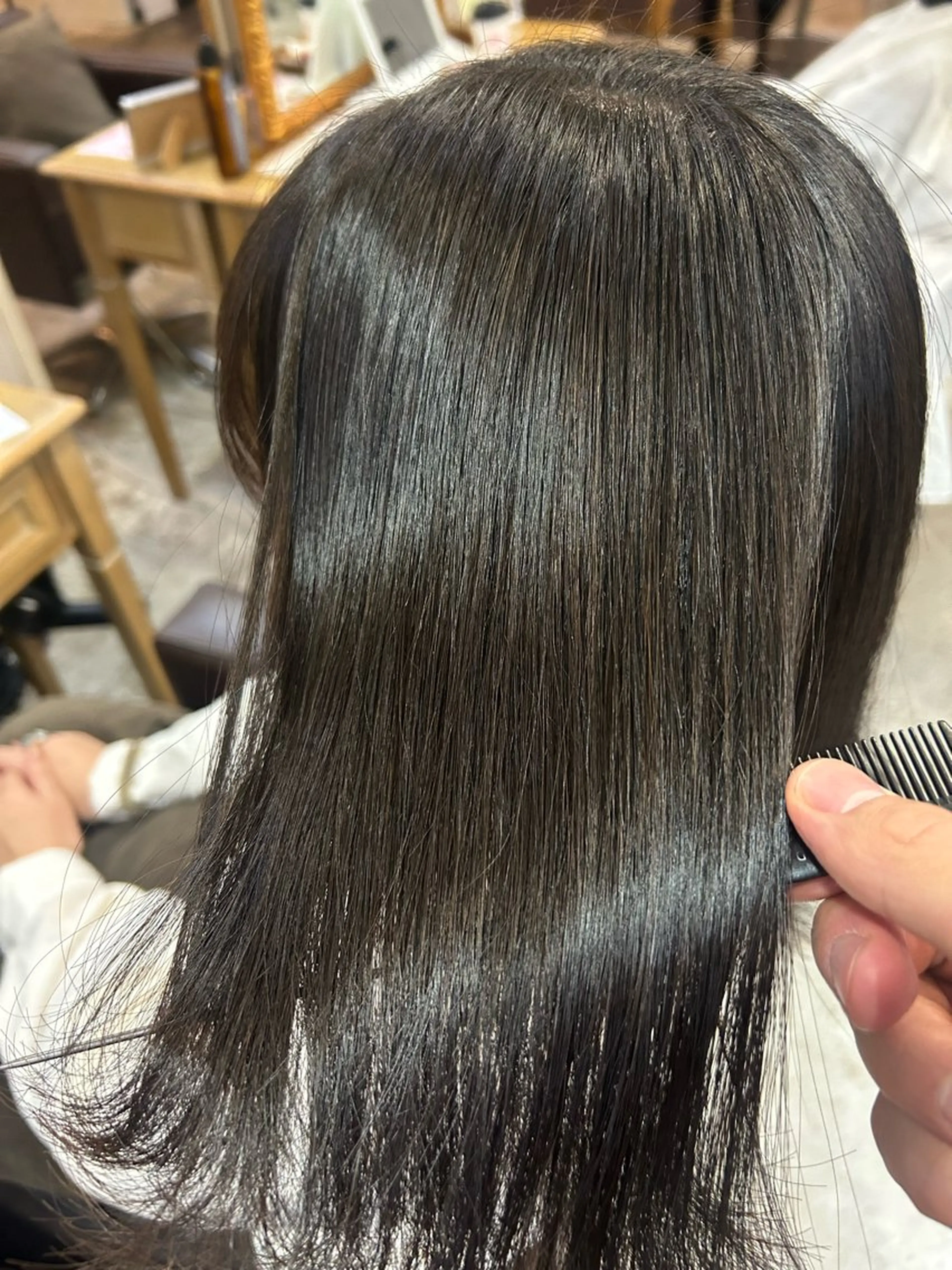 ショート カラー カット 縮毛矯正 トリートメント 小澤 一稀のヘアスタイル