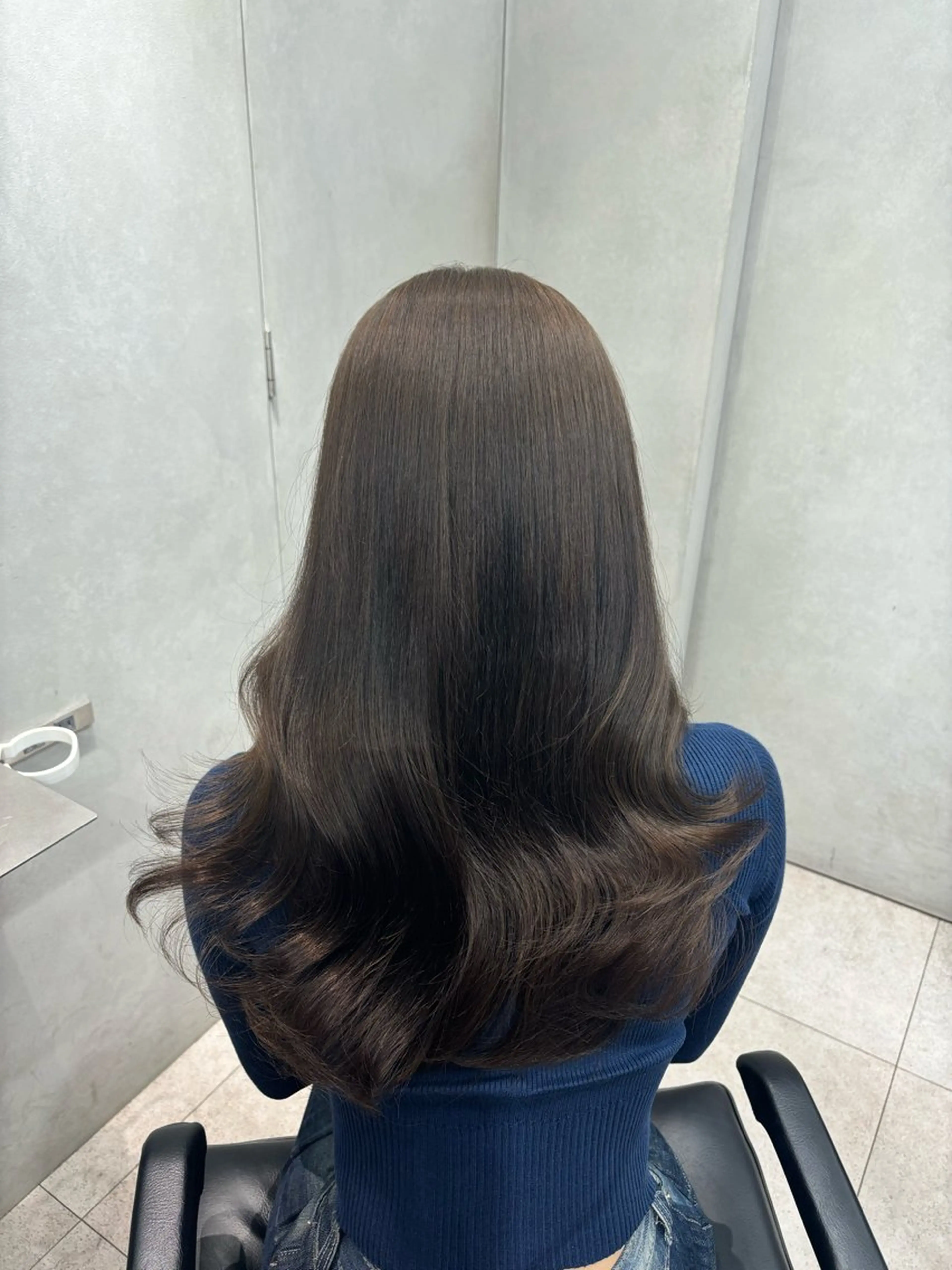 セミロング emi 韓国ワンホンヘアのヘアスタイル