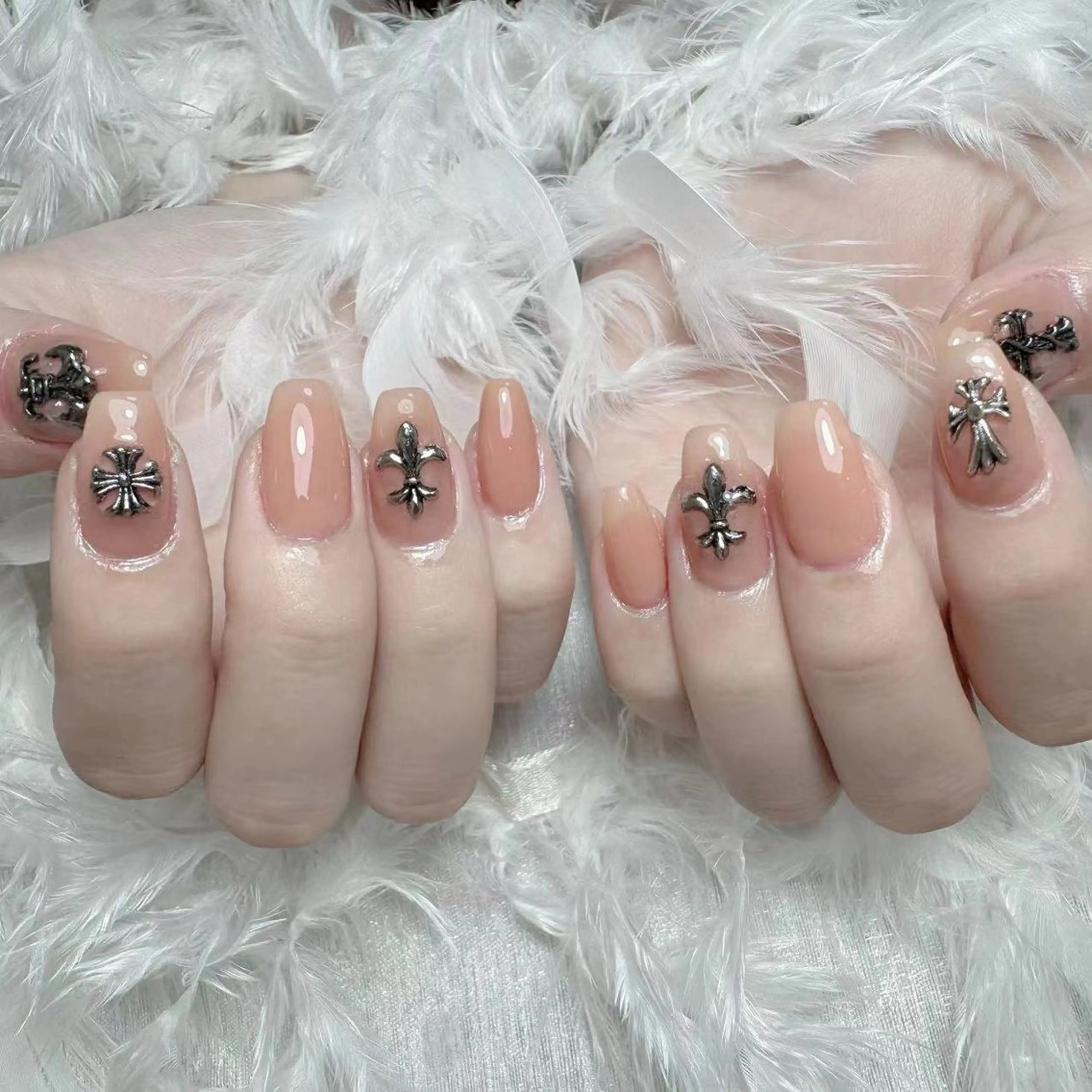 ネイル ハンドネイル DIAMOND Nail🥇のネイルデザイン