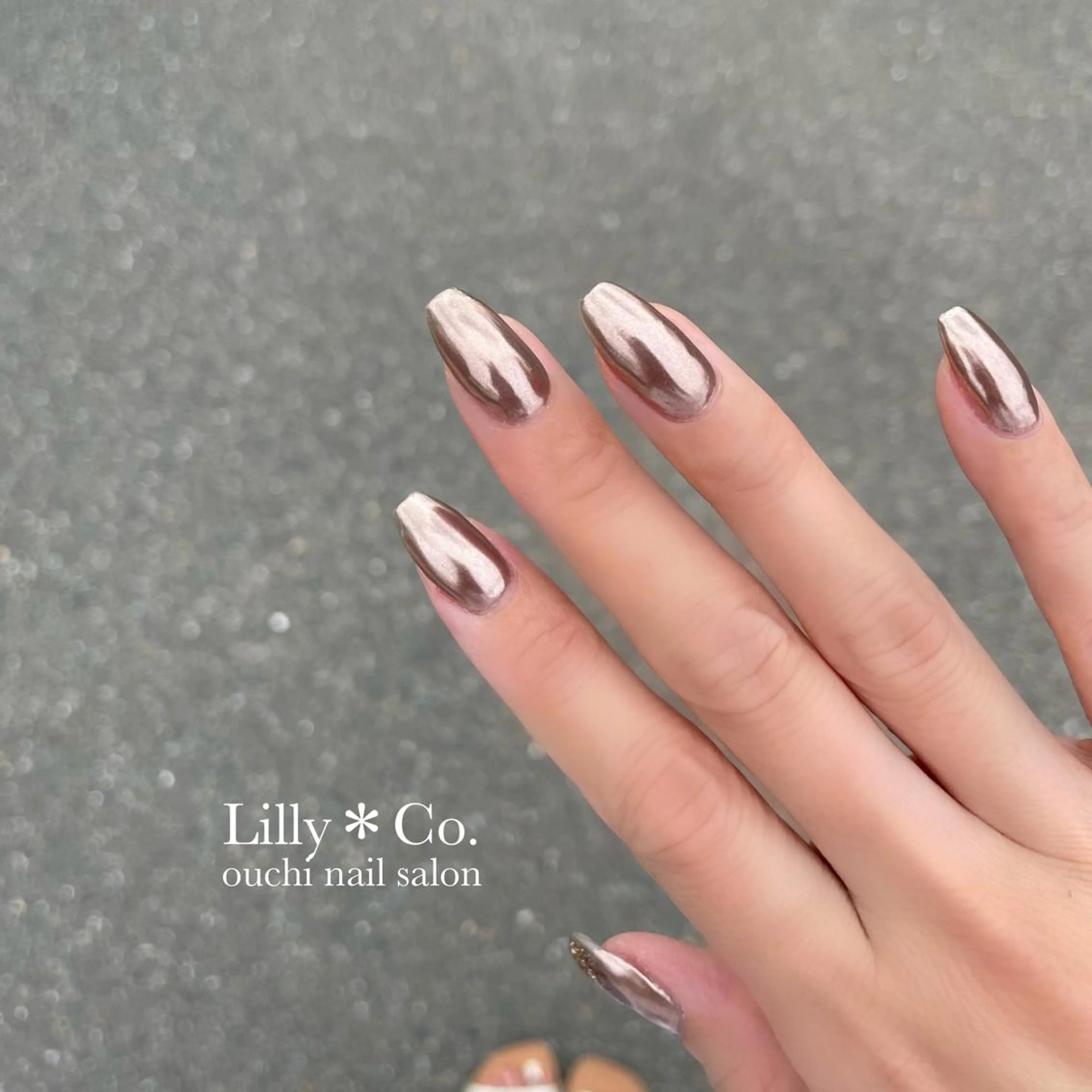 ネイル シンプルネイル ハンドネイル ハンドケア Lilly Co.のネイルデザイン