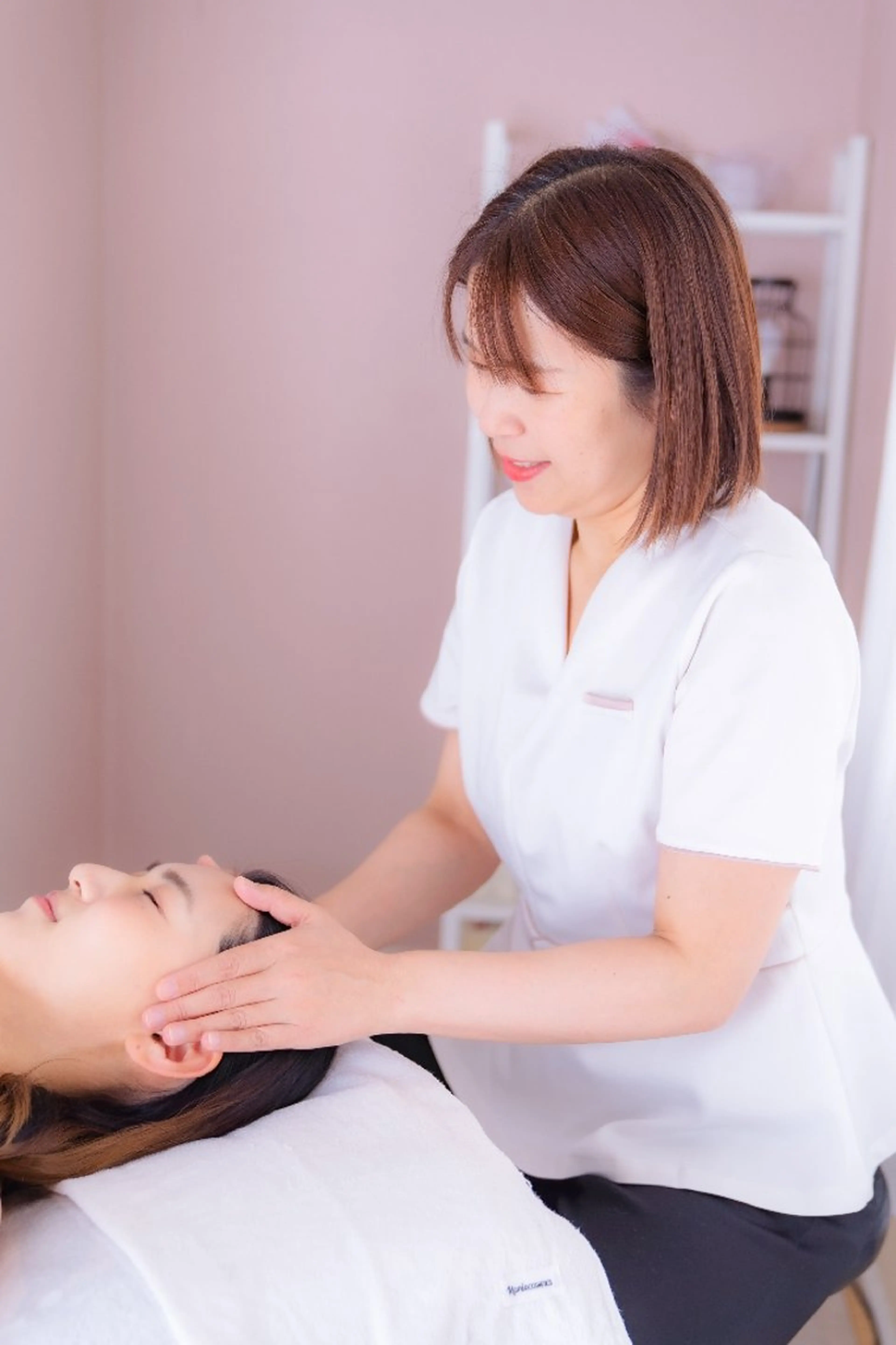 エステ リラク デ・アイム王寺所属・たるみ解消エミリーノ 米田真美子のエステ・リラクイメージ