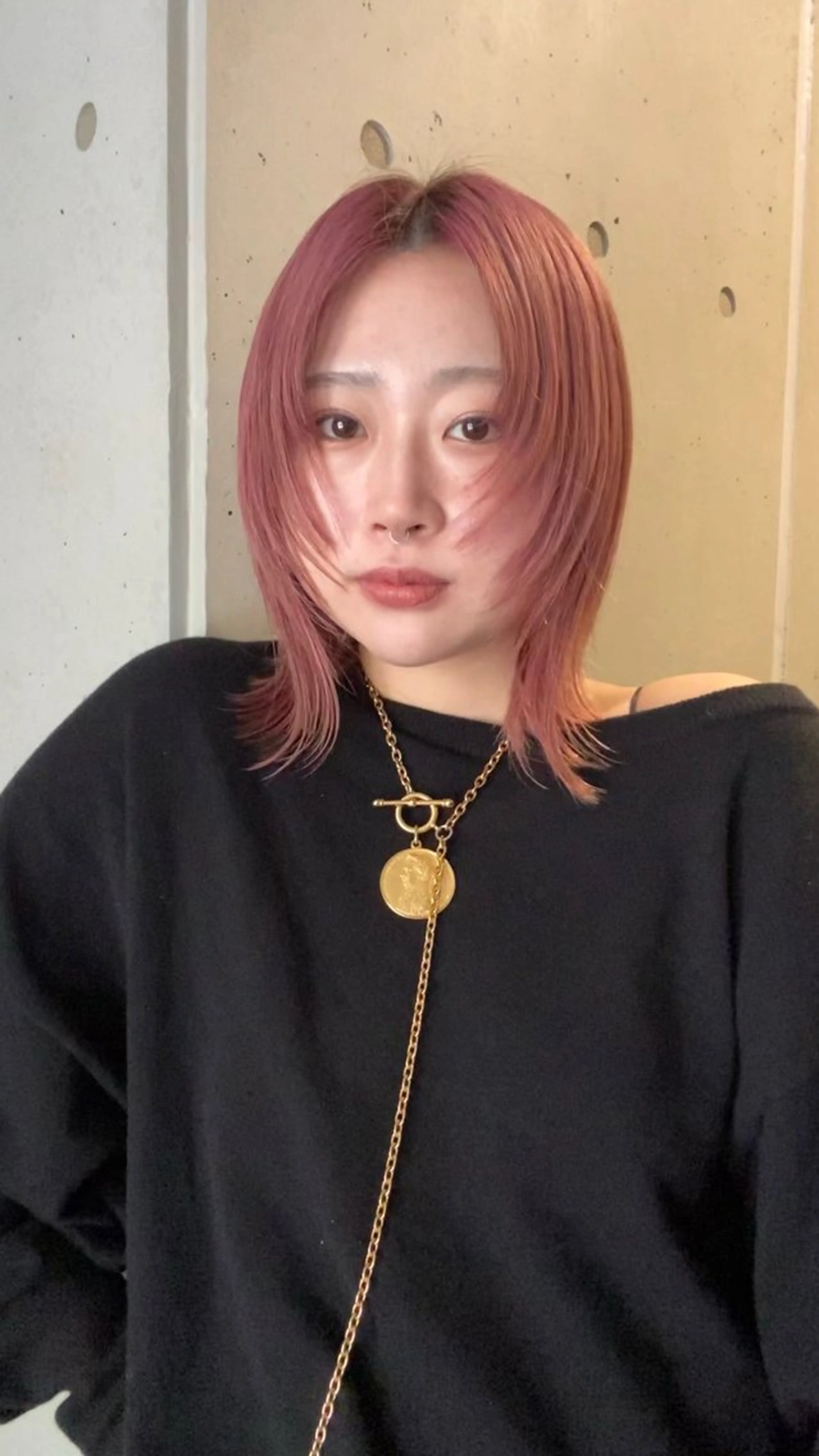 ミディアム カラー ブリーチ ピンクカラー カット ヘアカラー 名古屋栄/ブリーチ/ ボブ🧃木下桃嘉のヘアスタイル