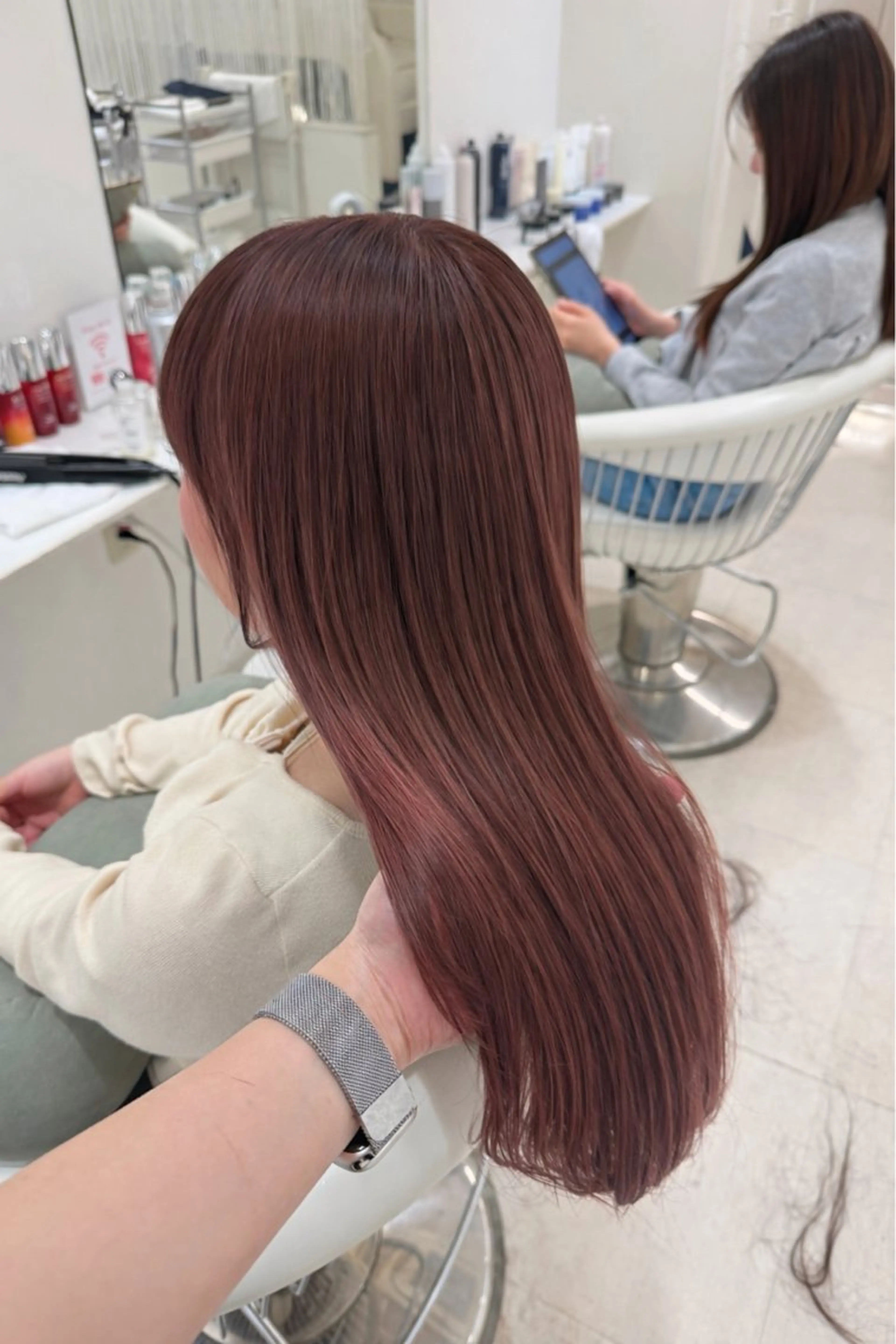 セミロング カラー ヘアカラー ParveMix 🩶🫧入江 香名のヘアスタイル