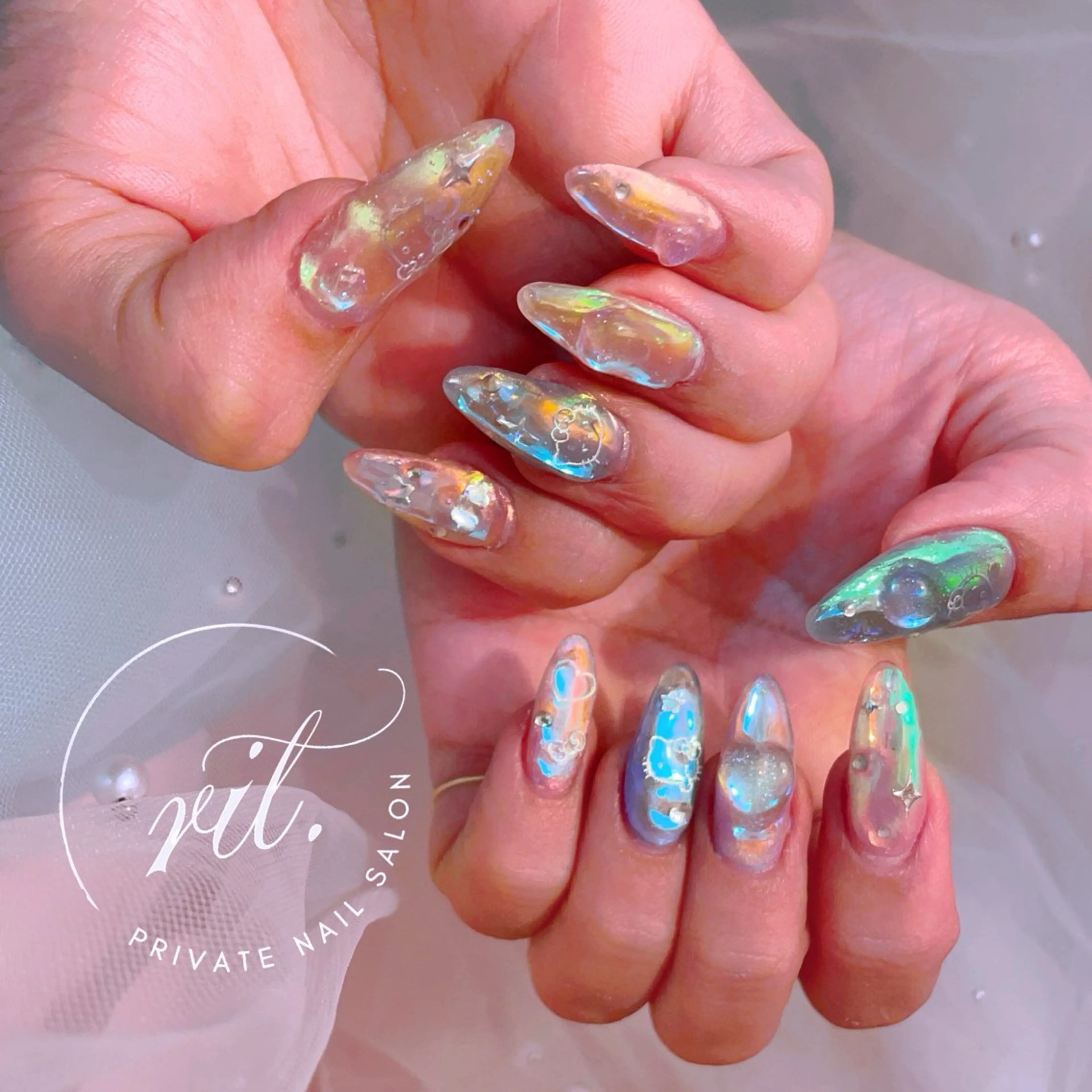 ネイル オーロラネイル 氷ネイル・うるうるネイル マグネットネイル 夏ネイル ハンドネイル rit. _リットのネイルデザイン