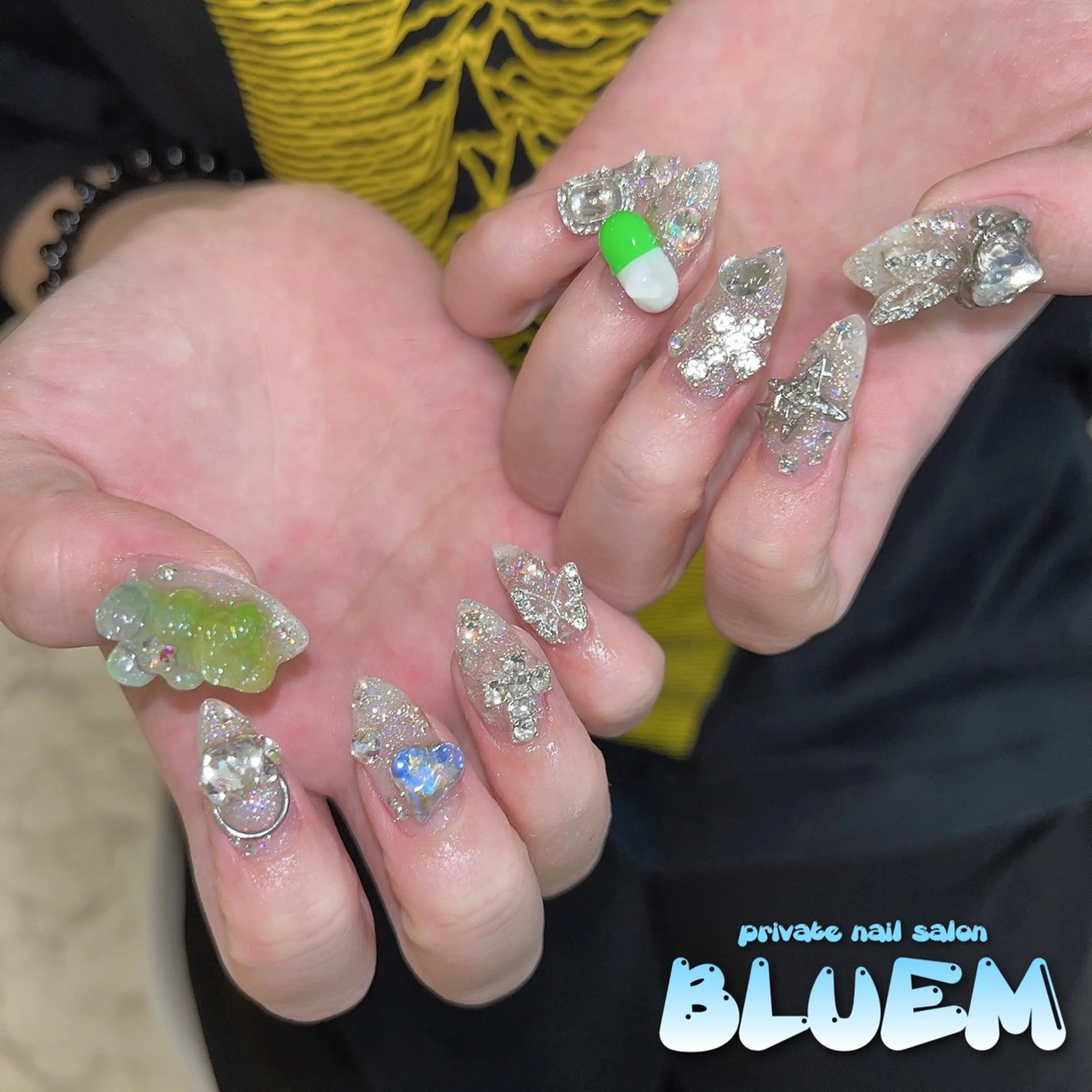 ネイル ハンドネイル BLUEM なな🐶のネイルデザイン