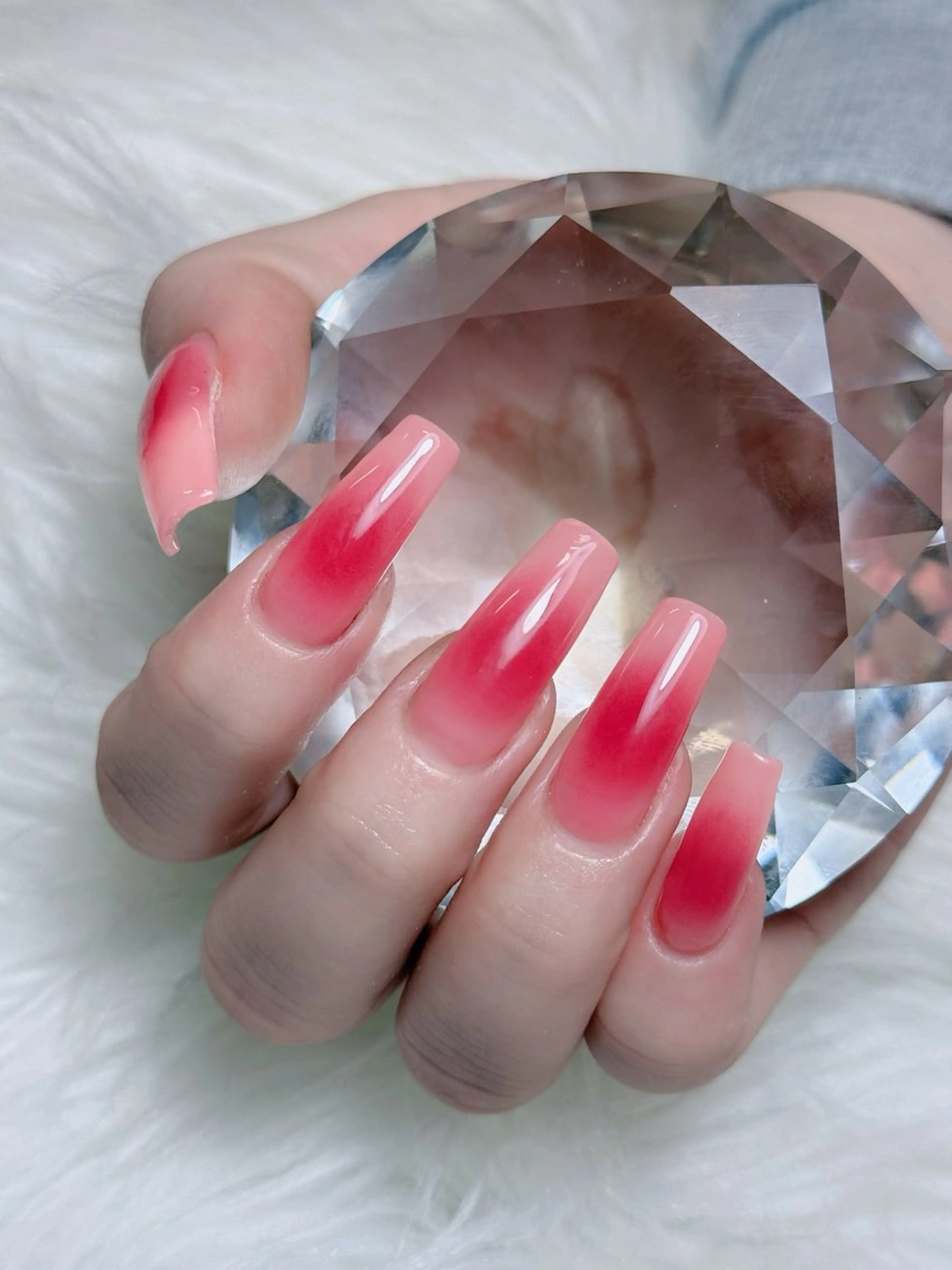 ネイル オーロラネイル チークネイル フットネイル フレンチネイル 韓国ネイル ハンドネイル Lumi Nailのネイルデザイン