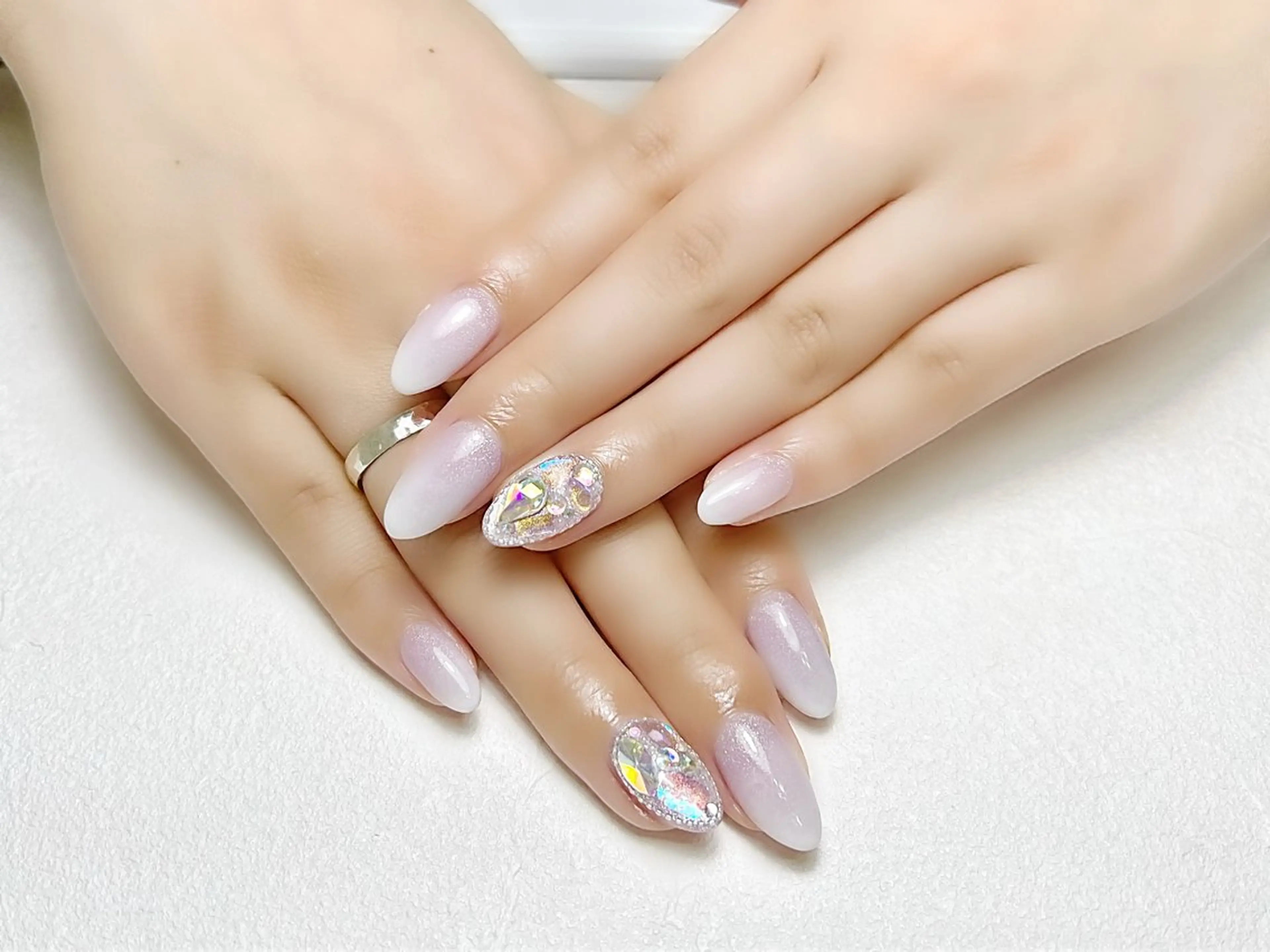 ネイル ガーリー グラデーション rouse nail RISATOのネイルデザイン
