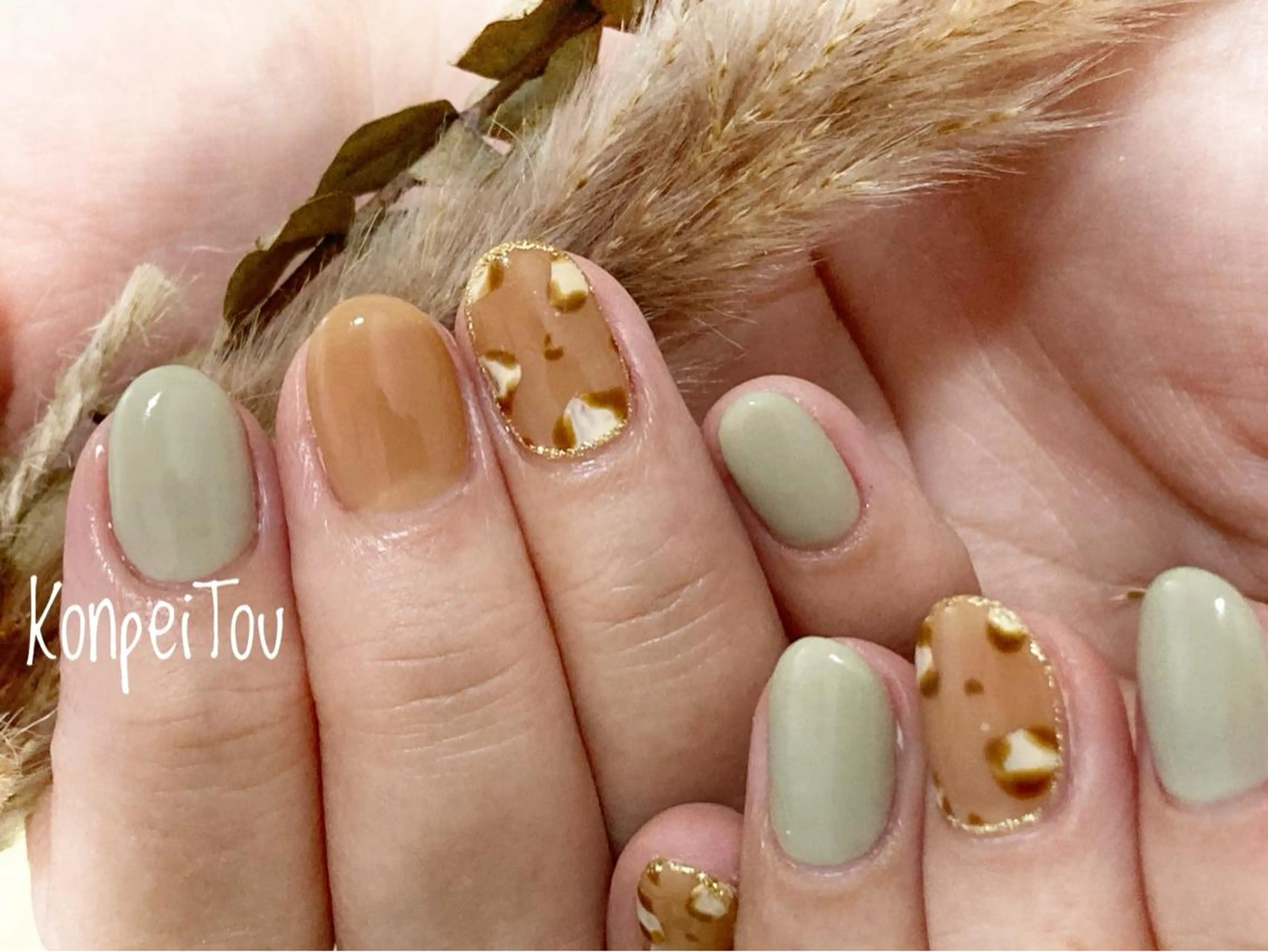 ネイル アニマル柄 ニュアンスネイル ハンドネイル おうちのネイルサロン　konpeiTou〜こんぺいとう〜所属・おうちのネイルサロン KonpeiTouのネイルデザイン
