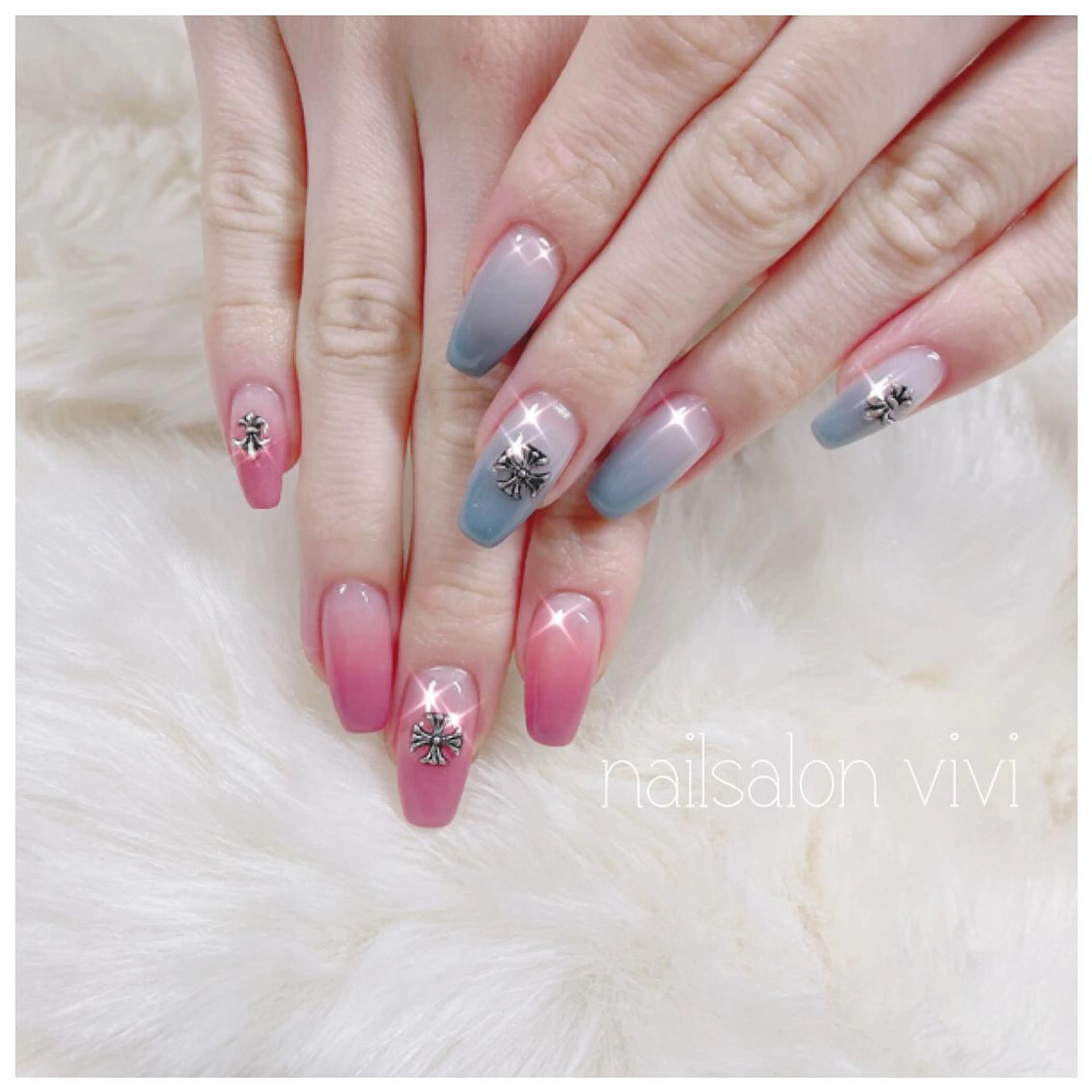 ネイル ＶＩＶＩ nailsalonのネイルデザイン