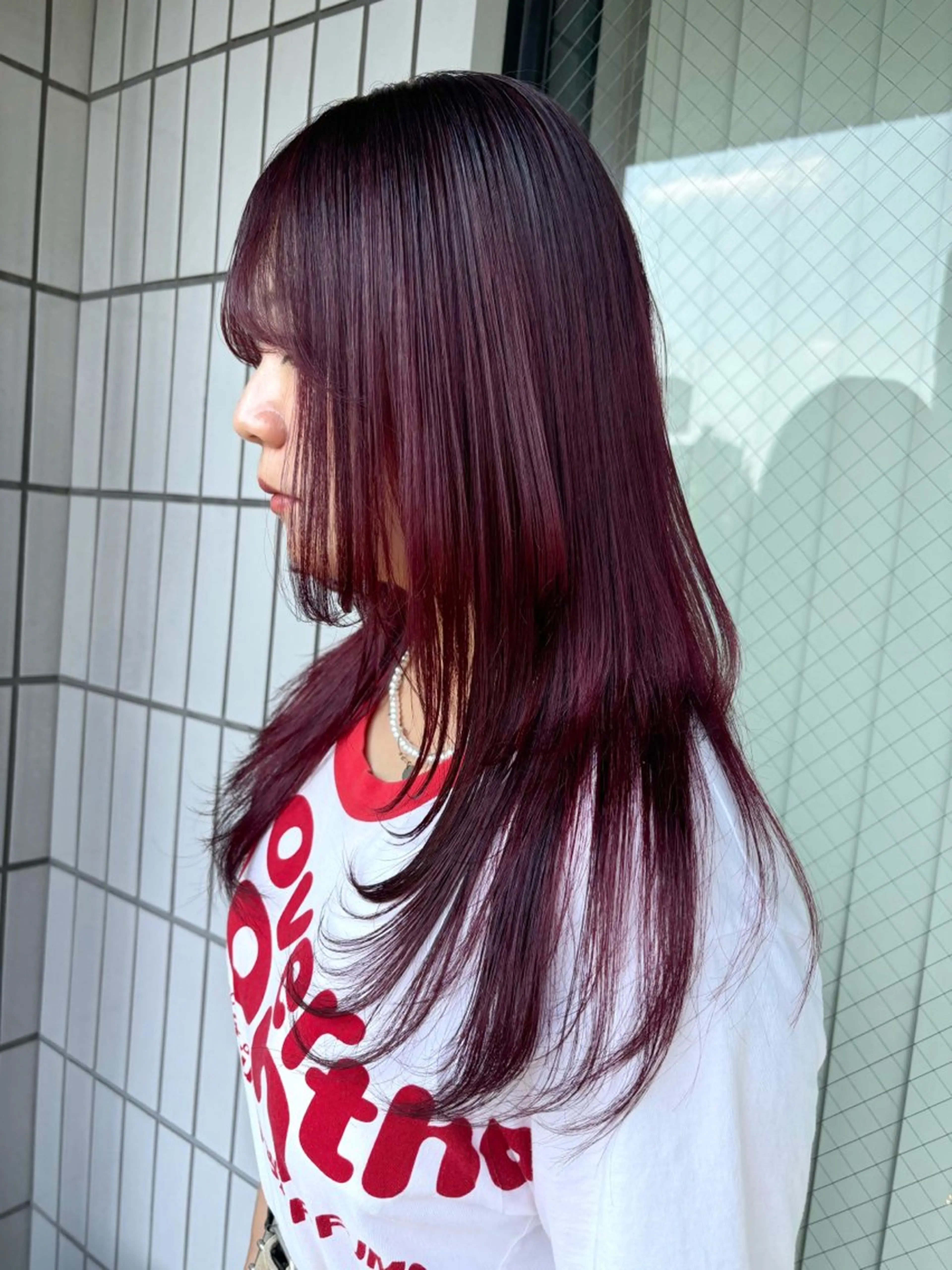 セミロング カラー ブリーチ ボルドーカラー ケアカラー ダブルカラー ブリーチなしカラー 暖色カラー🍒 ケアブリーチ/akiのヘアスタイル