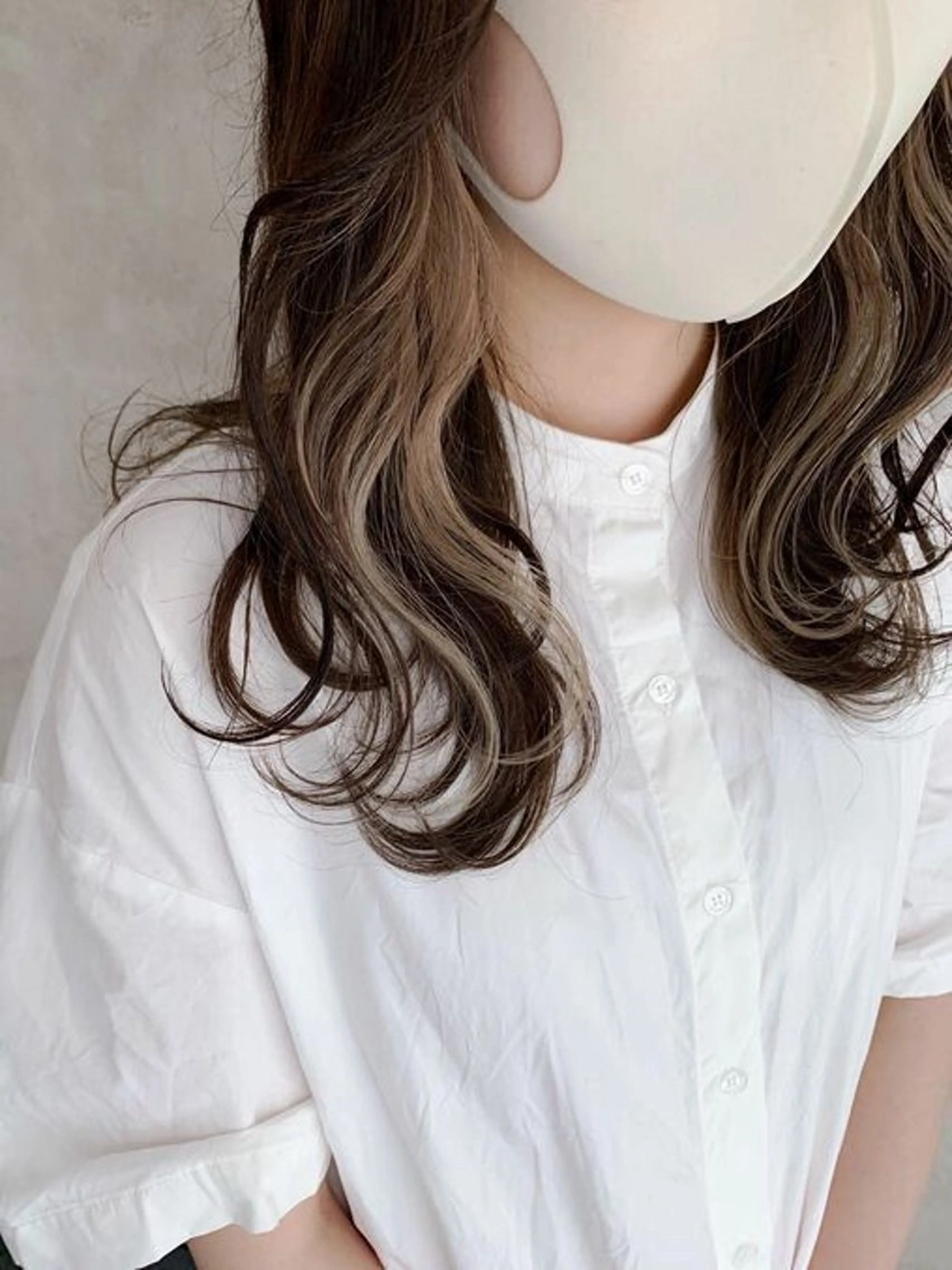 カラー デザインカラー ヘアカラー 吉岡 茉穂のヘアスタイル