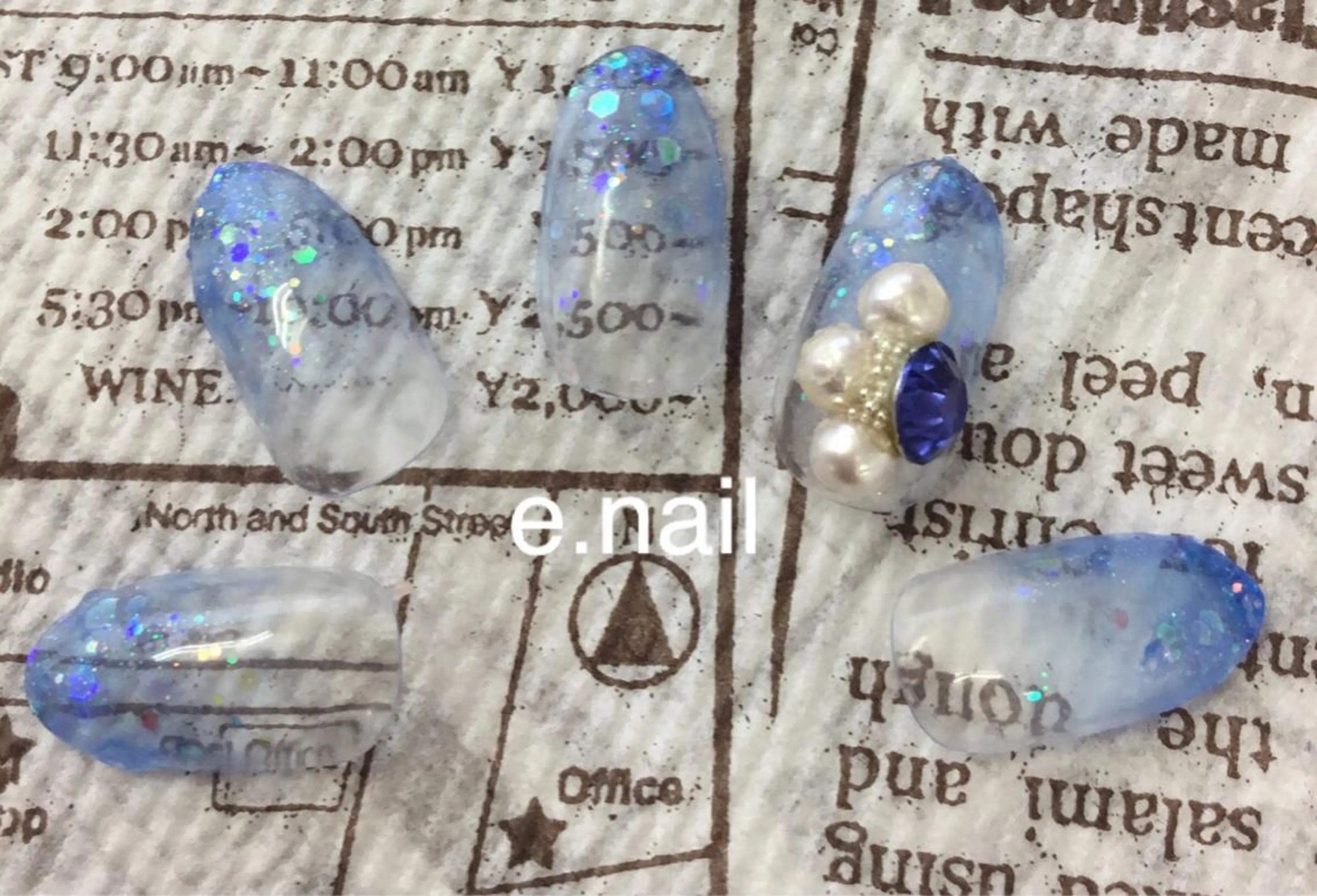 ネイル e.nail所属・和賀井 恵理のネイルデザイン